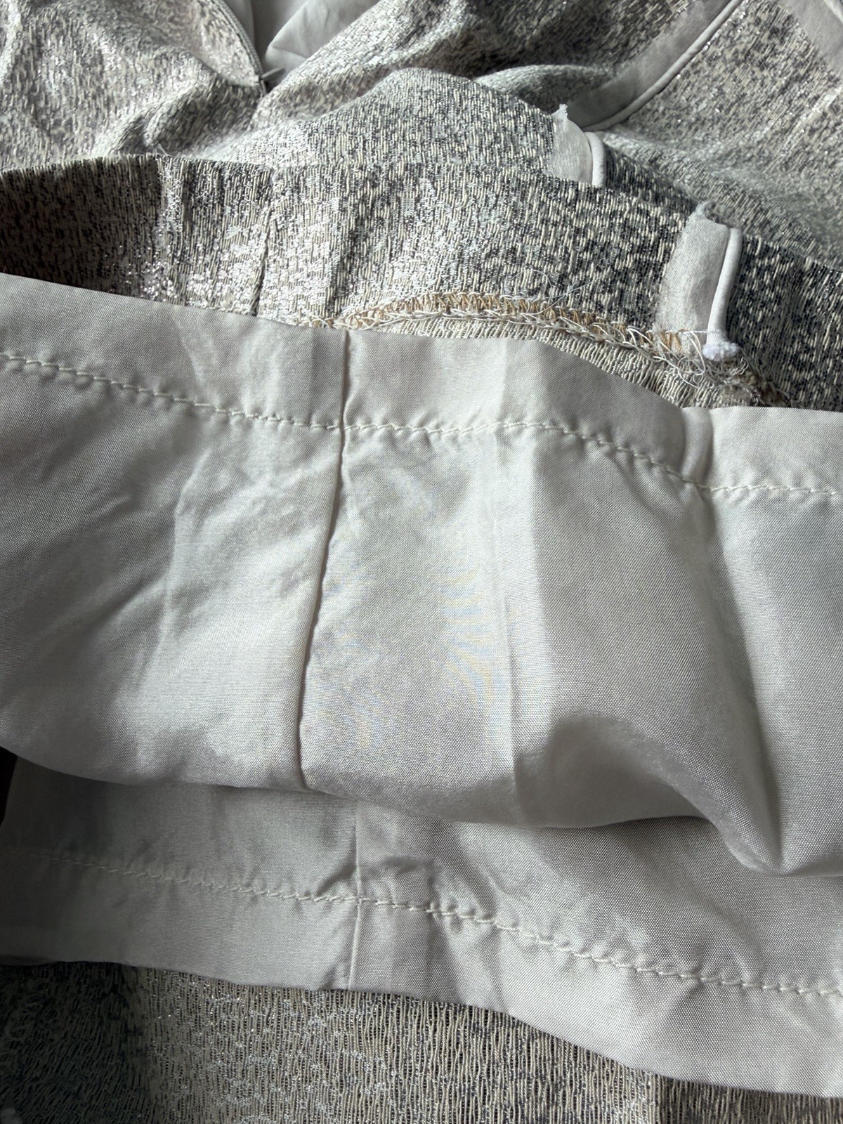 J.CREW Collection Silver Metallic Pencil Skirt Knee Length Size 2 Silk Lining