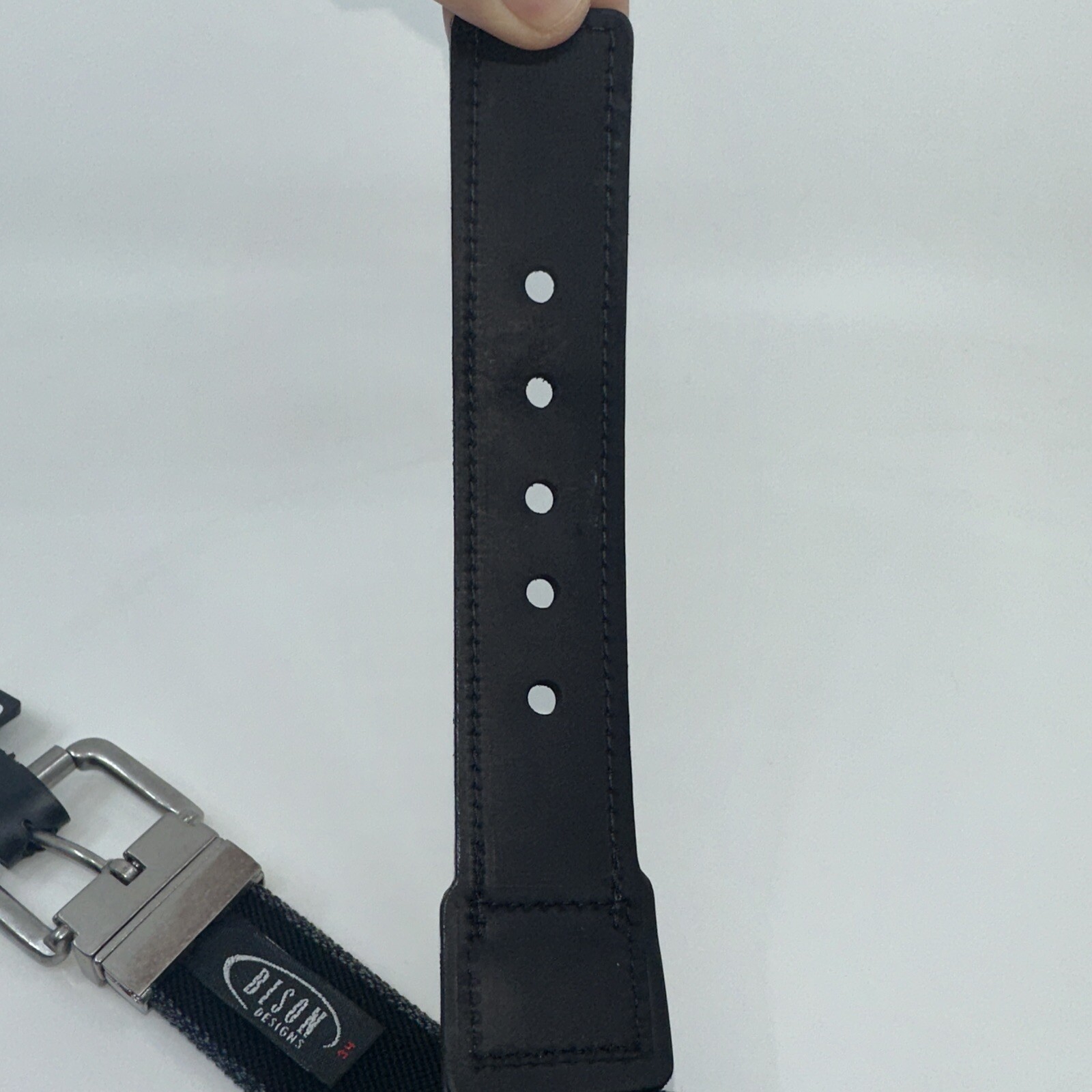 Bison Designs 35 mm Elastic Flip Tip Belt Gray Metal Buckle Sz 34 1.25″ Wide NEW