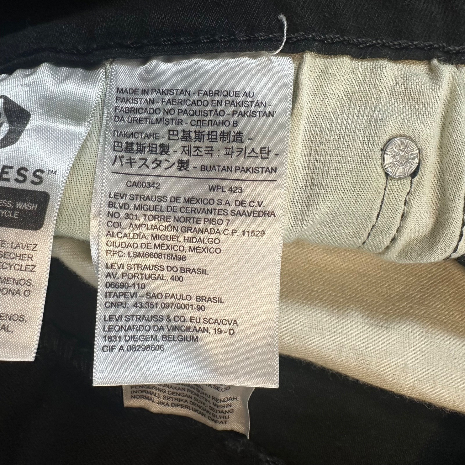Levi’s 511 Men’s Size 34Wx34L* Slim Fit Denim Jeans Black Stretch