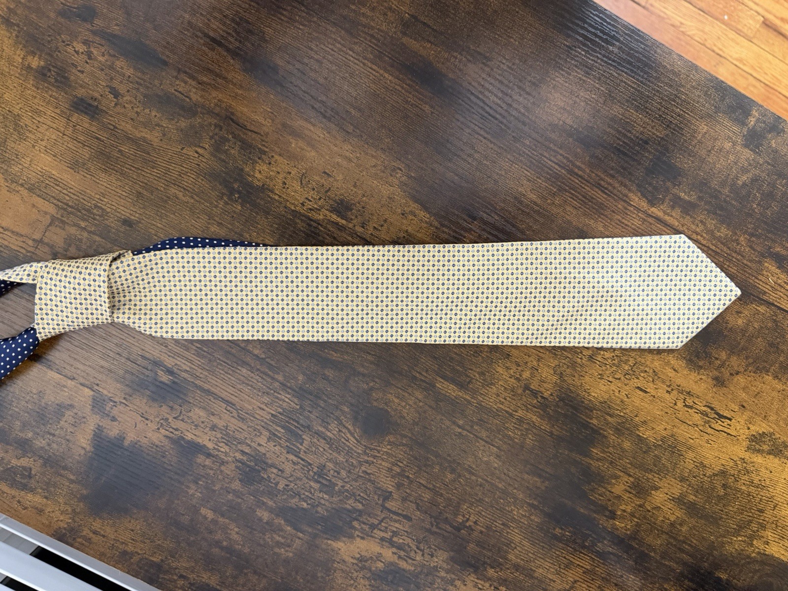 Lot Of 4 Men’s Ties- 3 TOMMY HILFIGER Neck Ties & 1 MICHAEL KORS Tie 4 TOTAL!