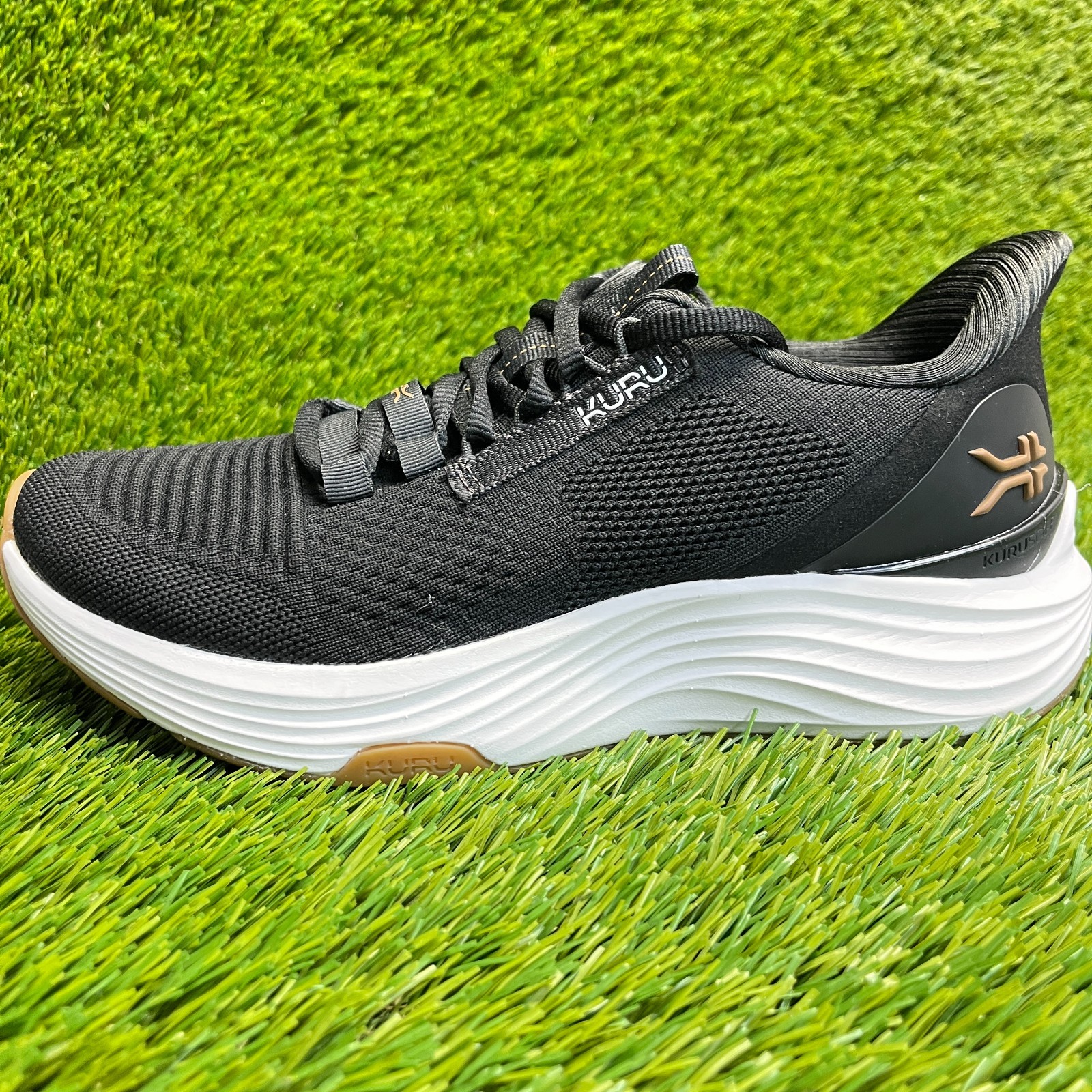 Kuru Atom 2 Womens Size 8 Black White Athletic Running Walking Shoes Sneakers