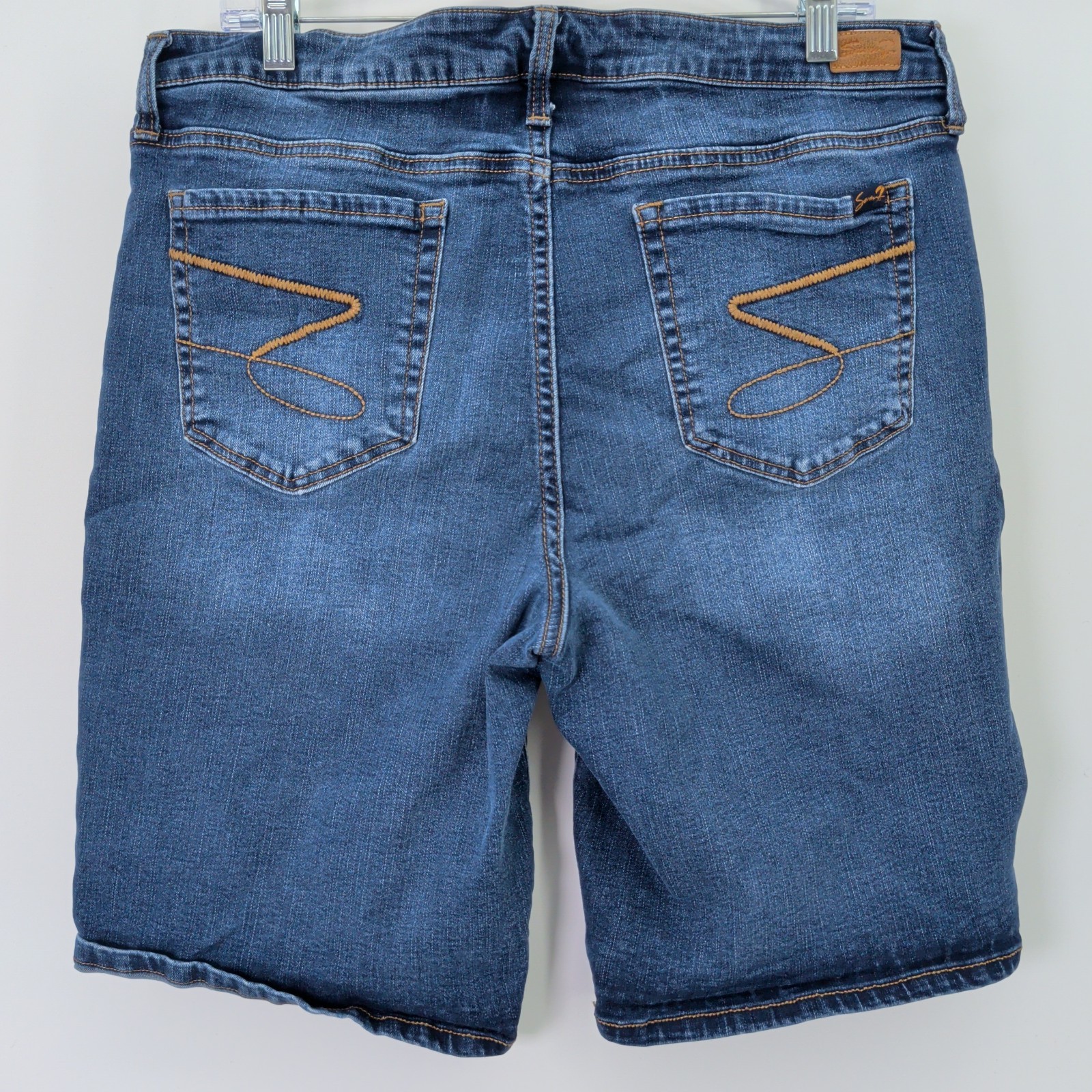 Lot of 3 Seven7 Women’s Sz 16 High Rise Relaxed Fit 5 Pocket Denim Weekend Short