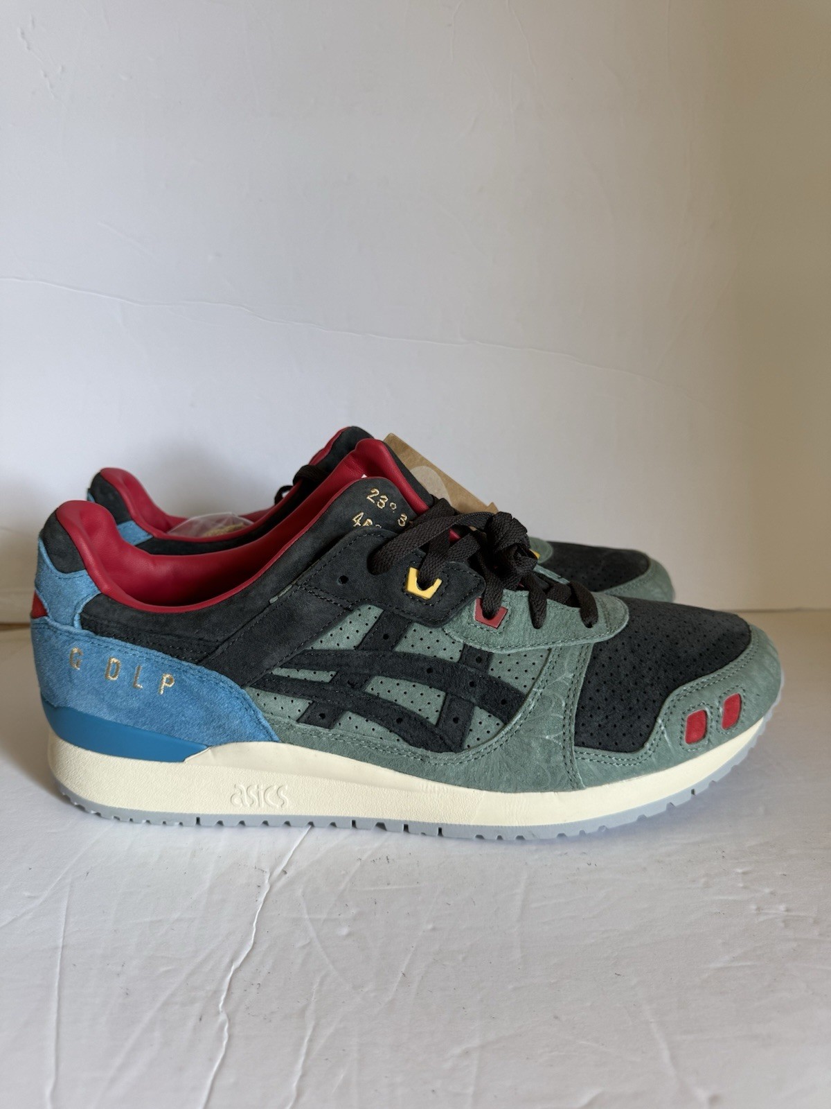 ⁠ASICS Gel-Lyte III OG x GDLP Tropicalia Men’s 12 New No Box Suede 1201A755-021