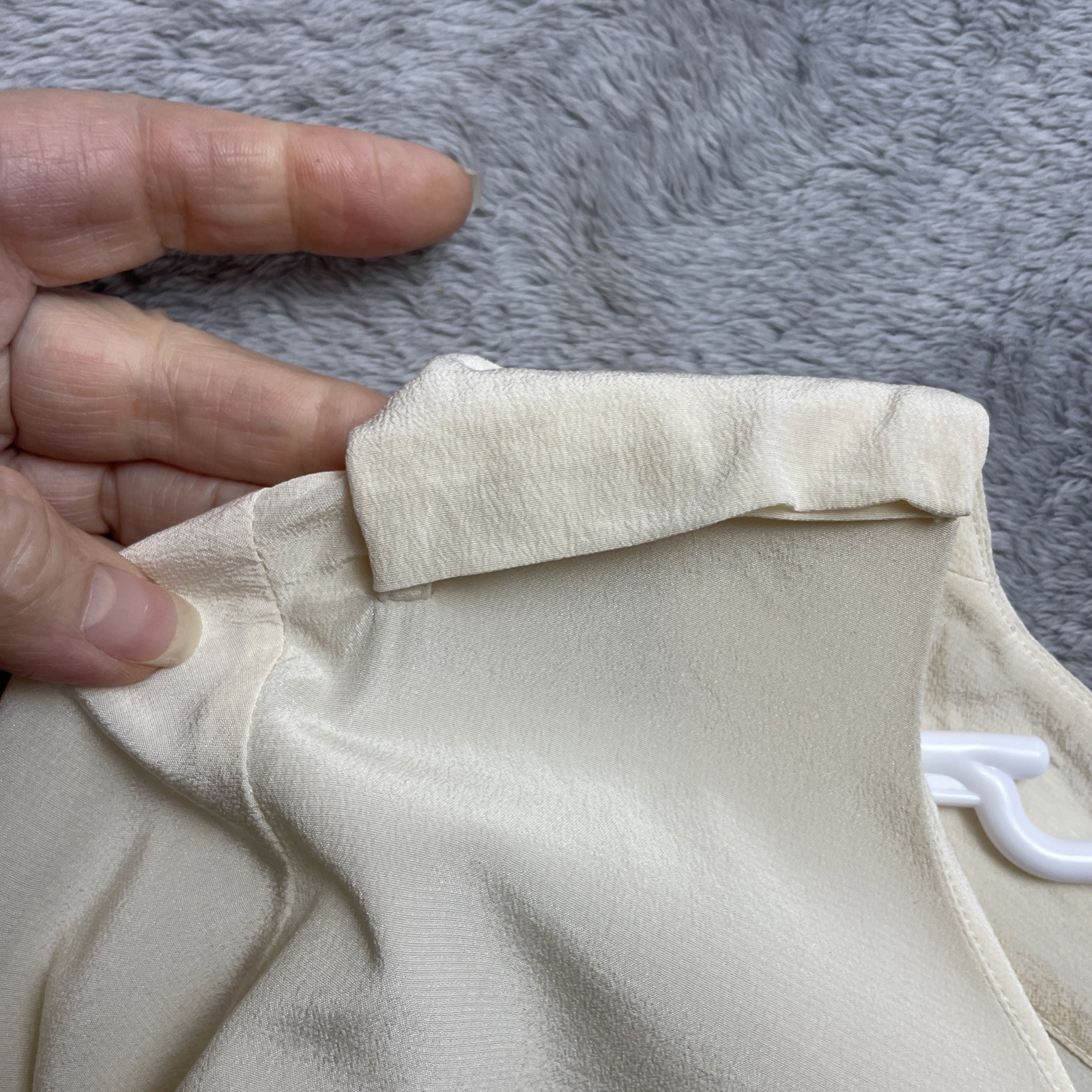 Vtg Lacoste Womens 100% Silk Blouse Sz EU 36 US 4/S Ivory Military 3/4 Sleeve