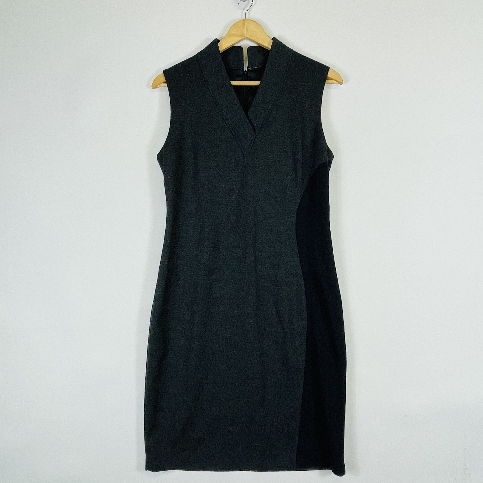 Elie Tahari Women 8 Dress Grey Black Sheath Wool Blend Parisian Classic Work