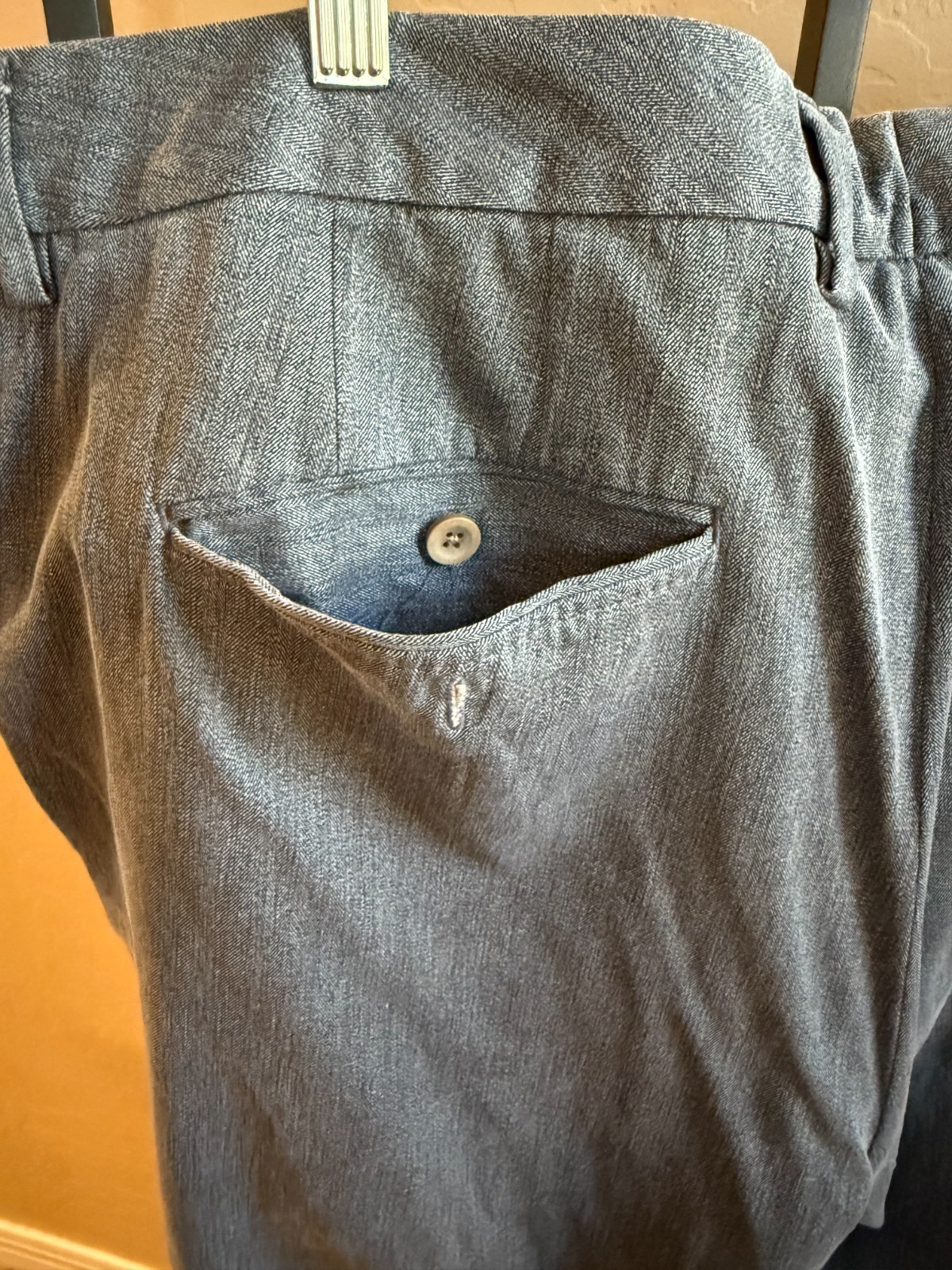 Tommy Bahama Men’s Ink  Grey Herringbone Silk Trousers Size XXL Great Condition