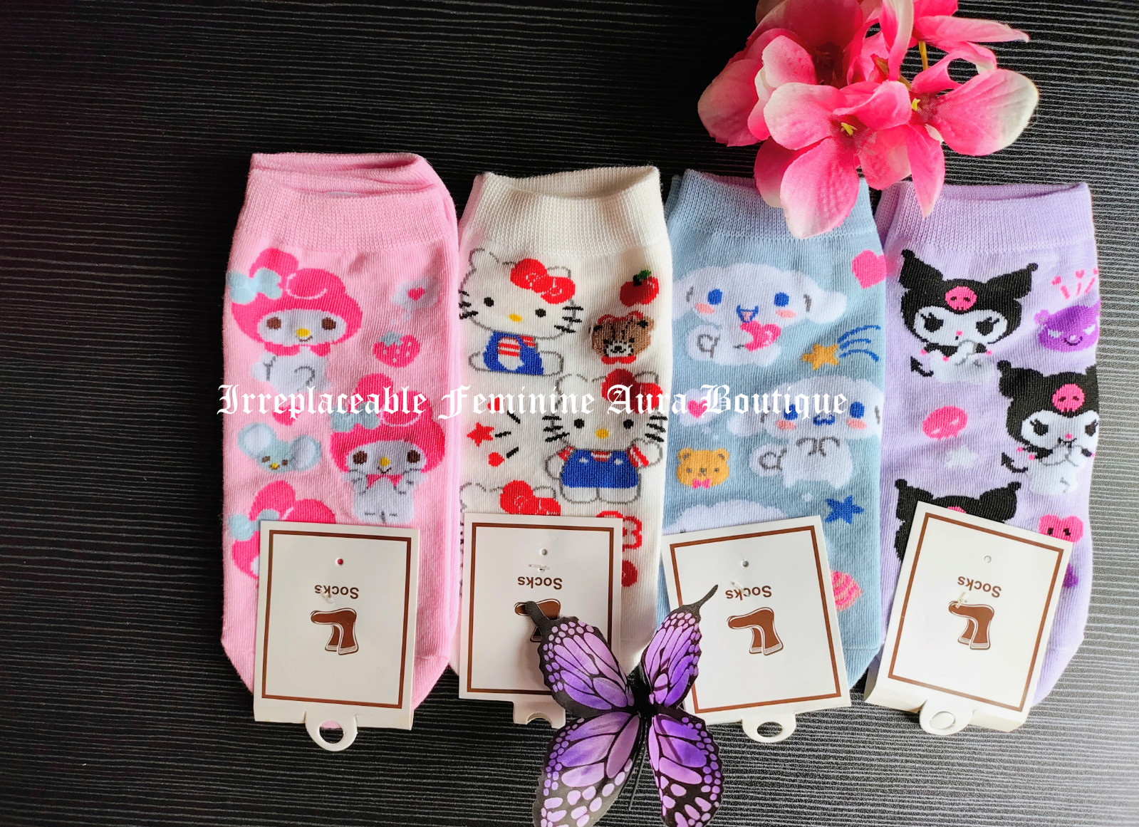 🌸4 New Pairs Sanrio Character Kuromi & friend’s Women’s and Girls Crew Socks🌸