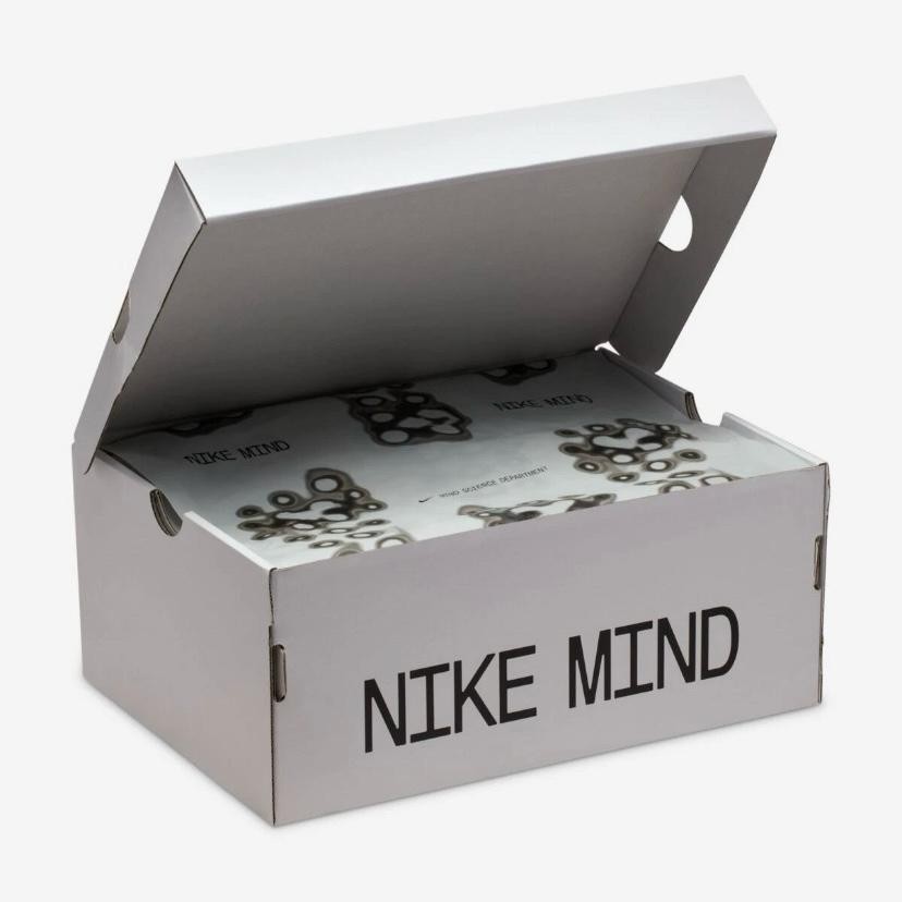 Nike mind 001 white slides Size 44 EU