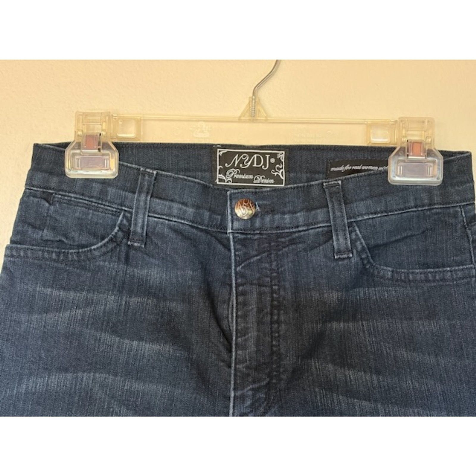 NYDJ Rhinestone Pocket Straight Leg Jeans Women’s Size 4 Dark Wash Stretch Denim