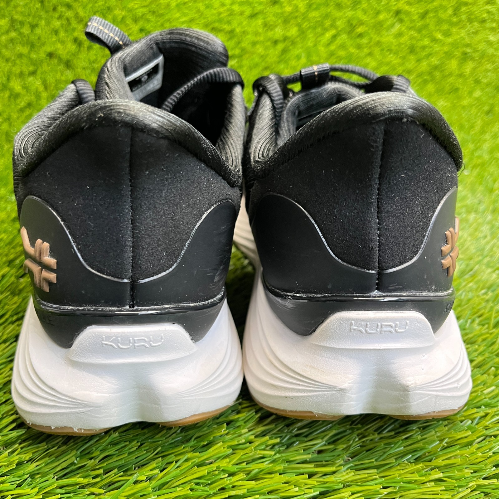 Kuru Atom 2 Womens Size 9 Black White Athletic Running Walking Shoes Sneakers