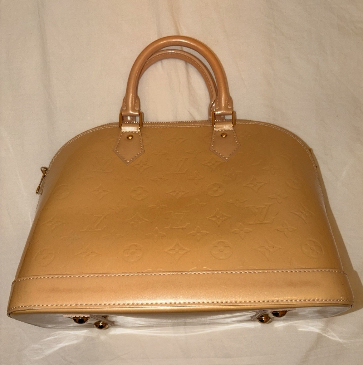 Louis Vuitton Alma Monogram Vernis Patent Beige Zip Satchel Top Handle Gold