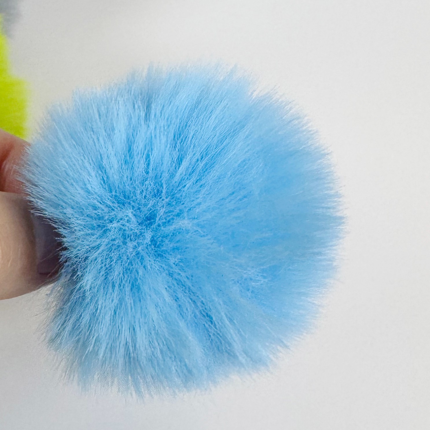 100pcs 6cm Faux Fur Pom Pom Balls with Elastic Loop DIY Keychain Bag Charm Craft