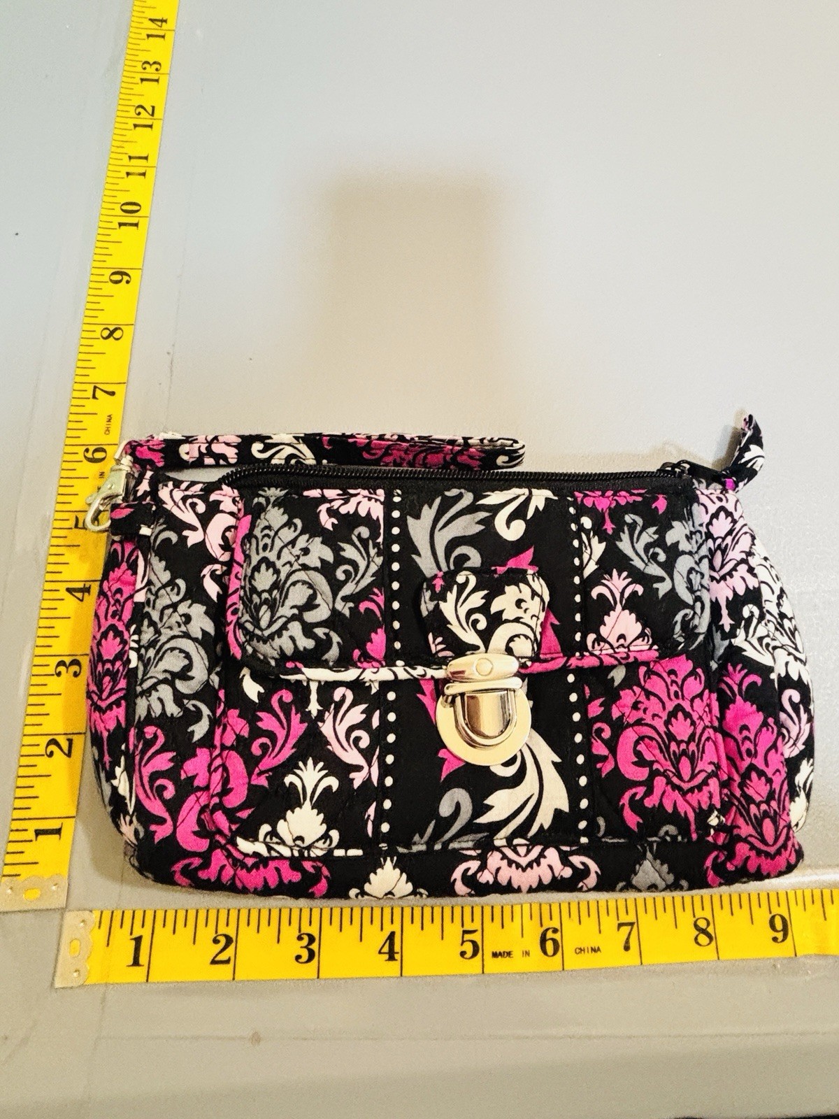 Pink Black White Paisley Quilted Push Lock Wallet, Wristlet Zip Storage Pretty￼