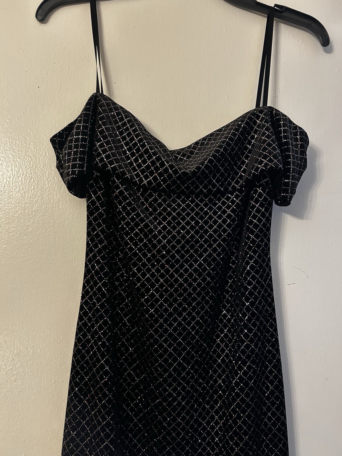 Rebecca B Black Sparkly Grid Cocktail Dress Spaghetti Strap Back Zip Size 6