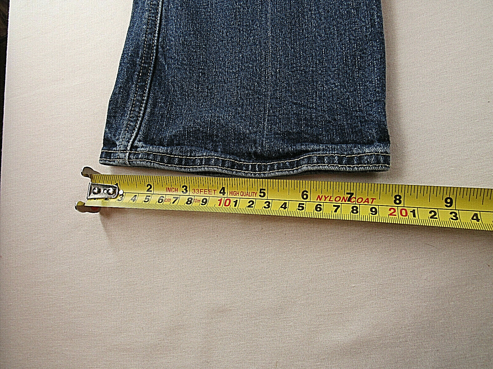 Old Navy Womens 8 ( 31W x 26L ) Low Waist Cropped Jeans Stretch
