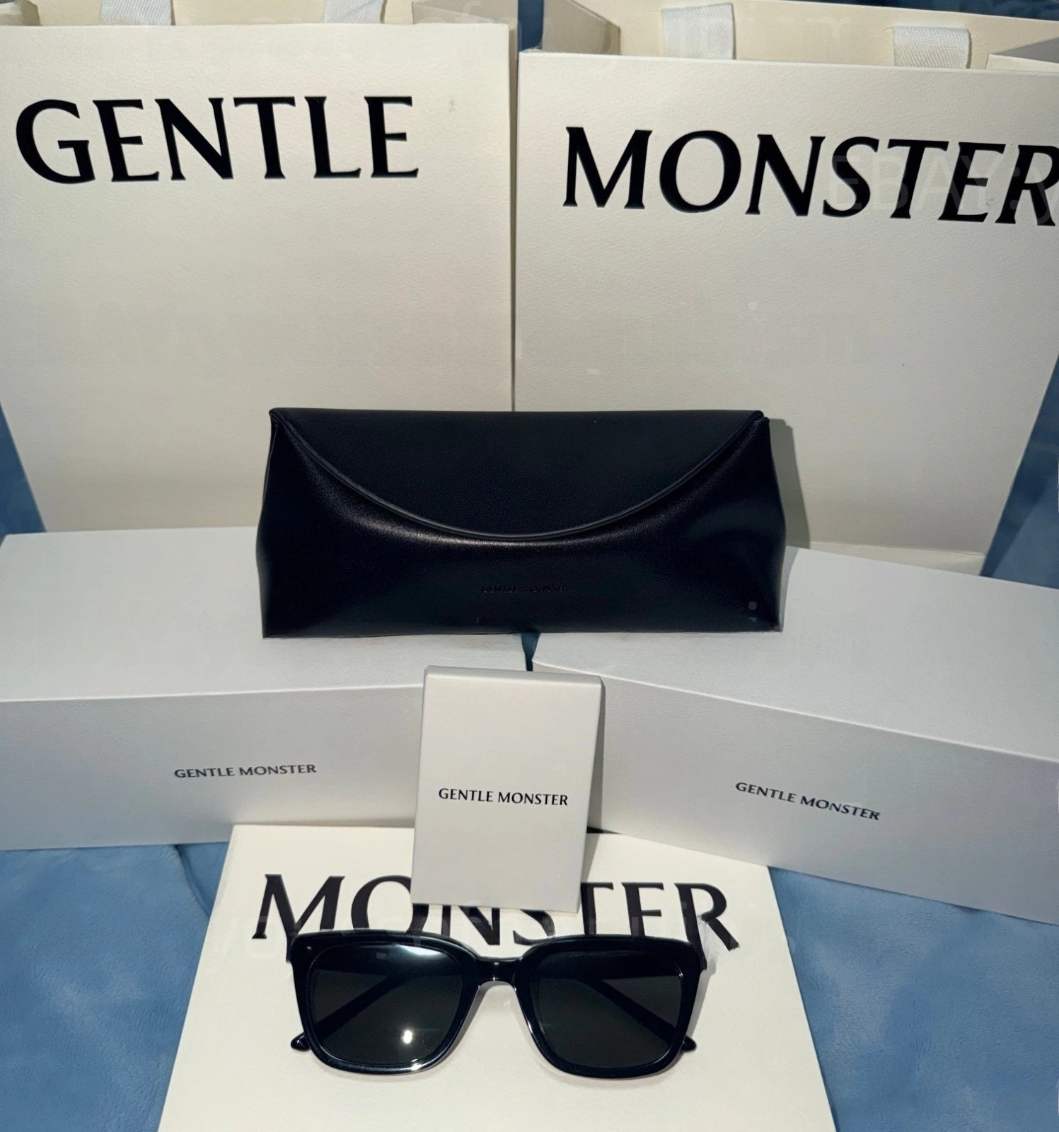 2026 GentleMonster Soho 01 Sunglasses Black Frame Black Lenses
