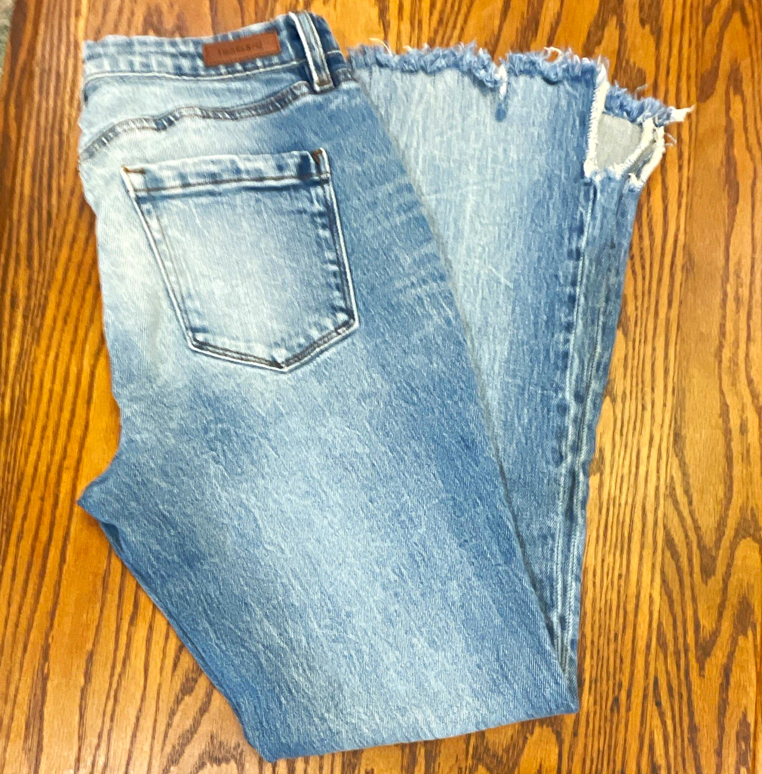 BLANKNYC Women’s Bootcut Jeans Light Wash Distressed Frayed Hem 5-Pocket