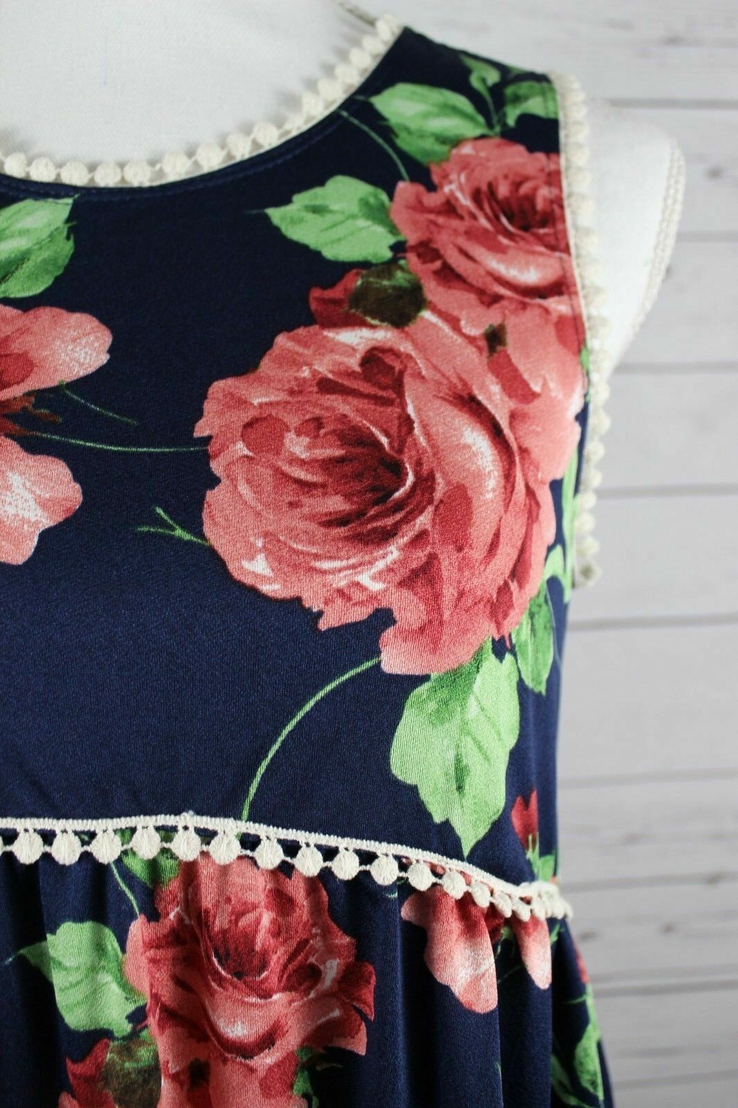 White Birch Navy Pink Floral Babydoll Crochet Trim Tank Knit Boutique Top S M L