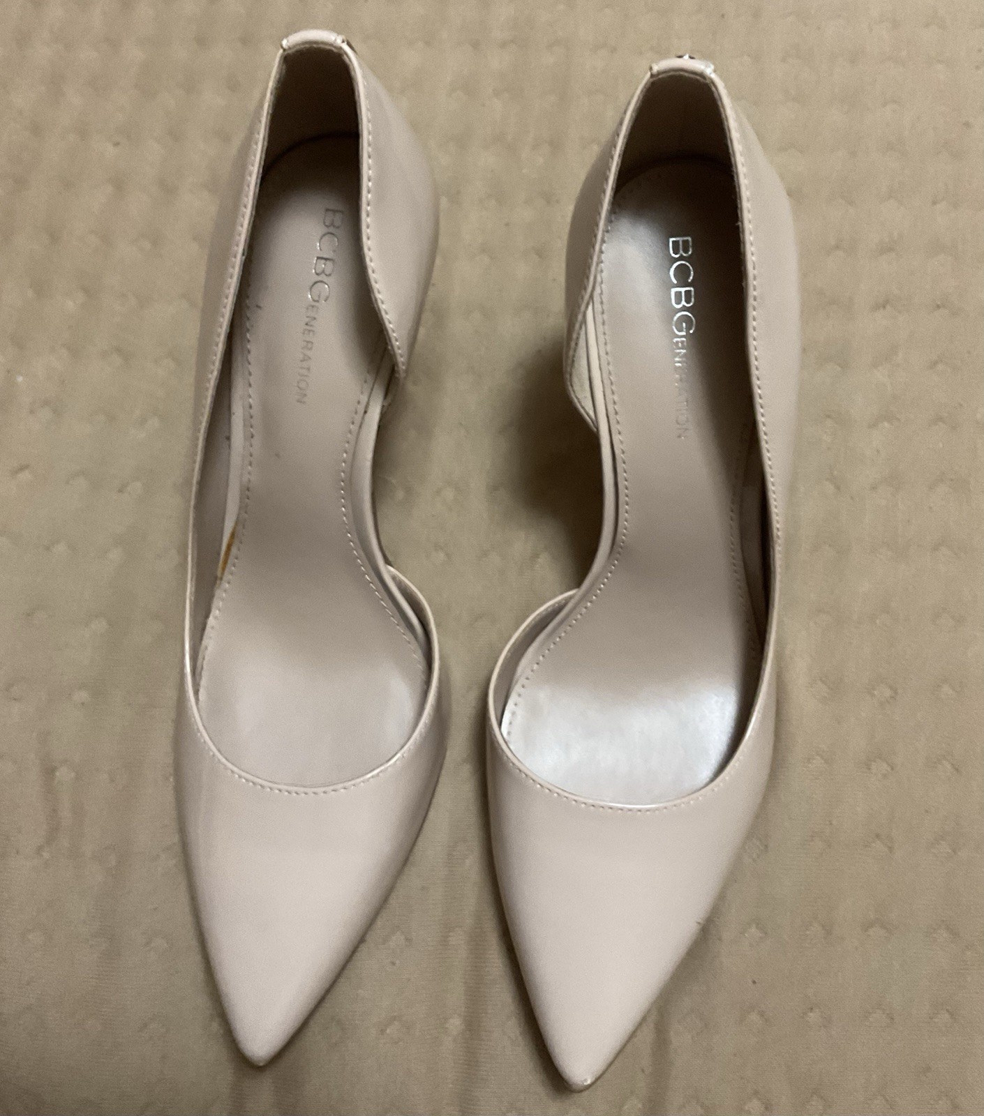 BCBGeneration Women’s Nude Harnoy D’Orsay Pointed-Toe Pumps Shoes Size 7M.