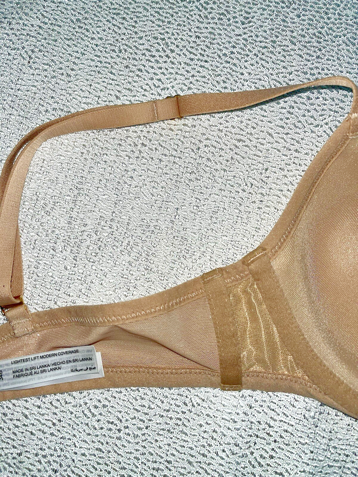 NWOT Set 2 Soma Bras Lightest Lift T Shirt UW MultiWay Straps Beige Nude Tan 34B