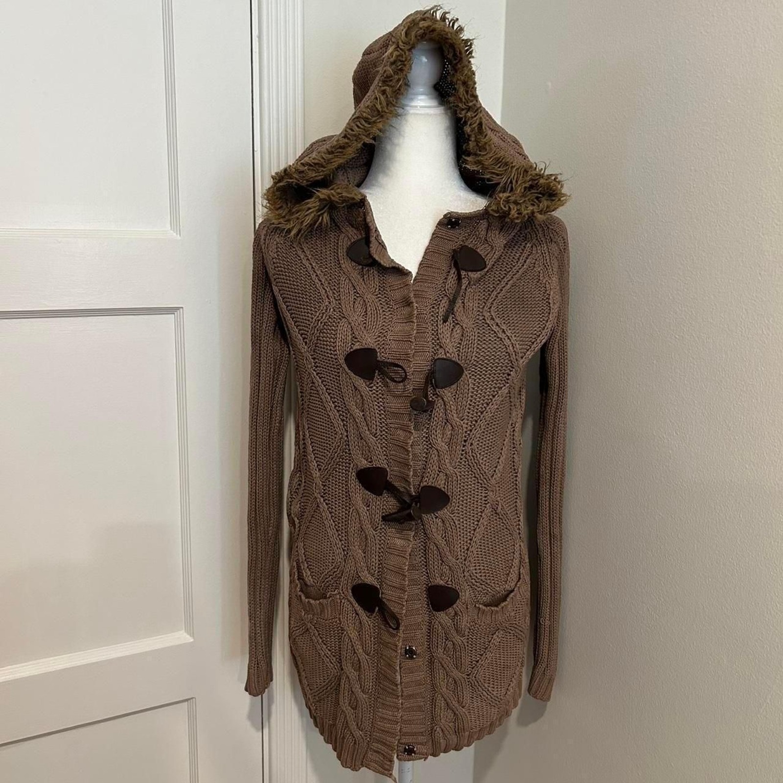Heritage 1981 2010s Brown Cable Knit Long Cardigan with Faux Fur Hood