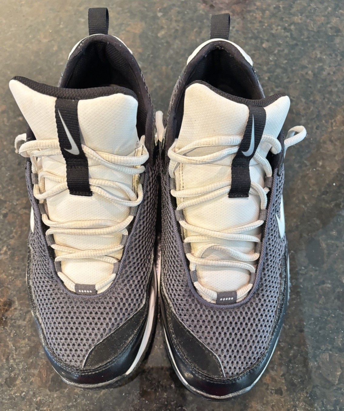 Nike Air MVP Running Cross Training Shoe Men’s Size 10.5 EU44.5 (336518-011)
