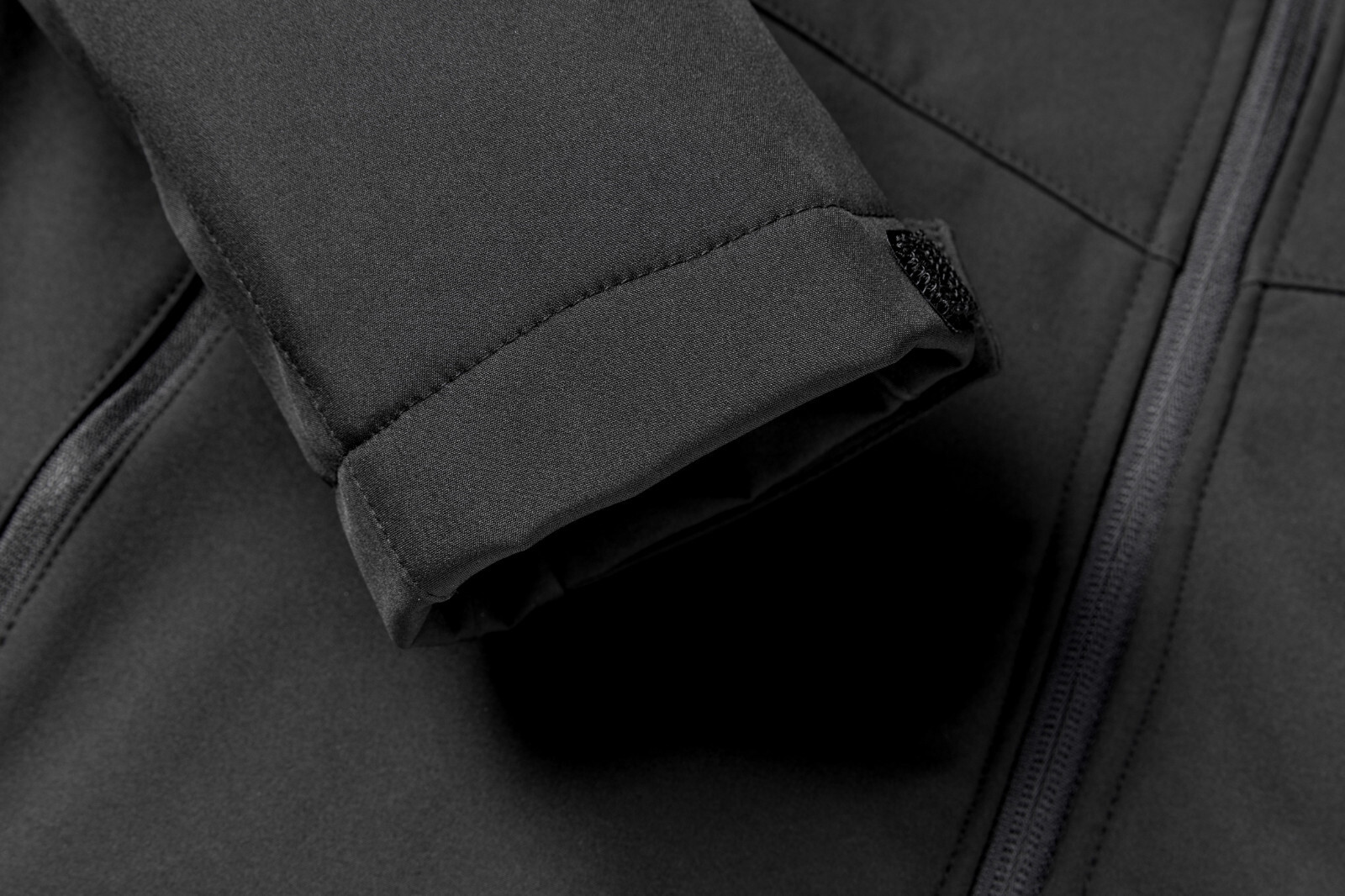 Ultimate VII Mammut Softshell Jacket. Men’s model. Size S to 3XL.