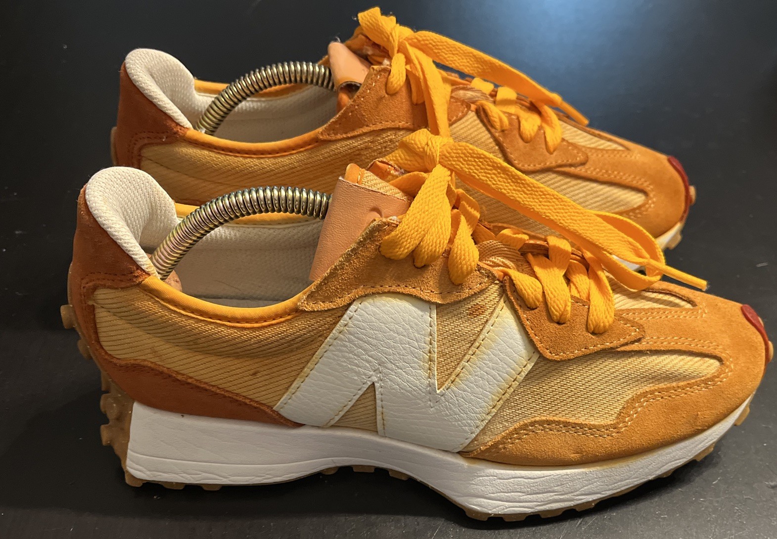 Unisex New Balance 327 Orange WS327RA Mens 7.5 Women’s 9