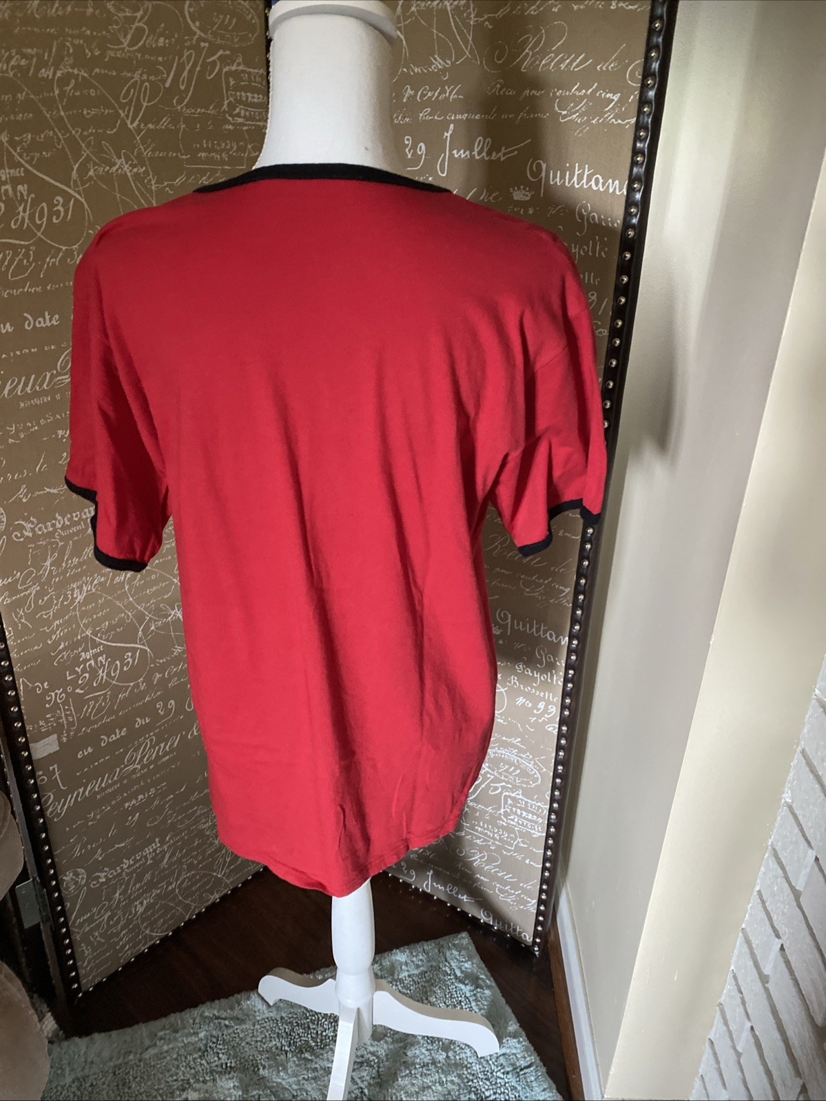 Albania Red Black Short Sleeve Crewneck T-Shirt Size L