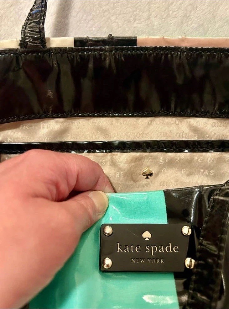 Kate Spade “Daycation” Large Tote Purse
