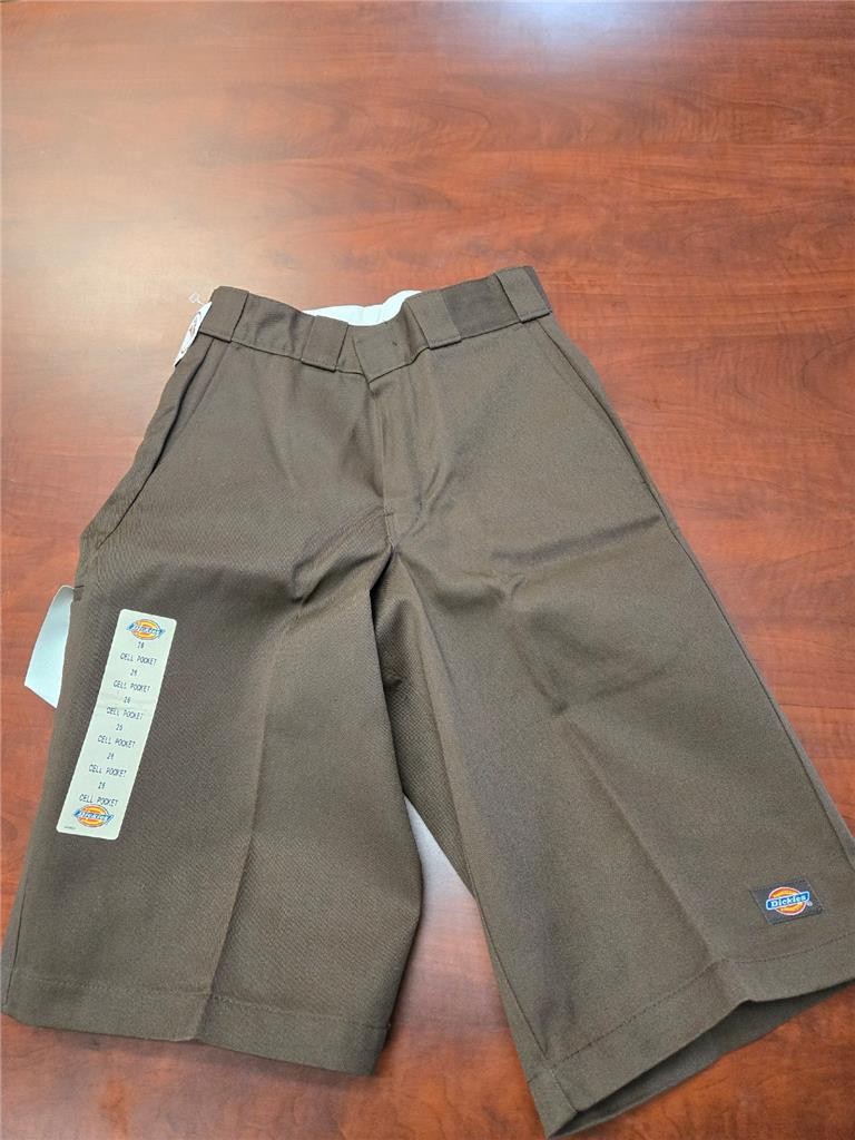 .= Dickies Men Shorts 26 Cell Phone Pocket 13″ Loose Fit Easy Care Scotchguard