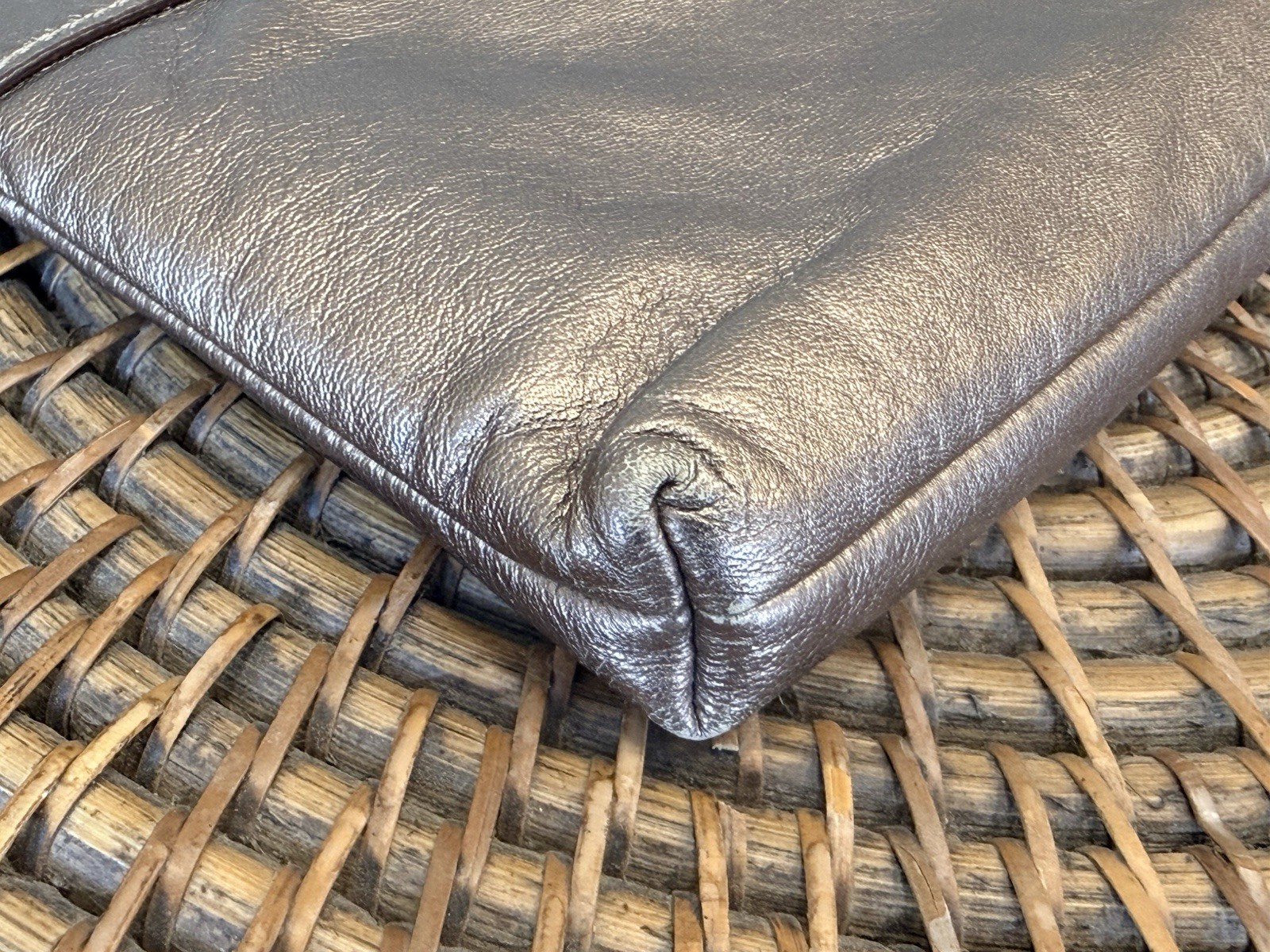 Coach Ashley Gold / Bronze Metallic Leather Pleated Clutch Wristlet Pouch Y2K