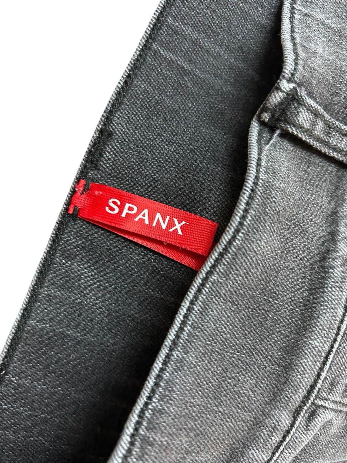 Spanx Jeans Womens Large Black Fade Mid Rise Mom Straight Leg Tummy Shaping