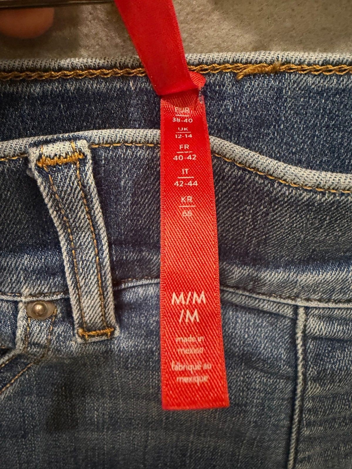 SPANX Pull On Wide Leg Jeans Medium Wash Denim High Rise Shaping Pants Size M