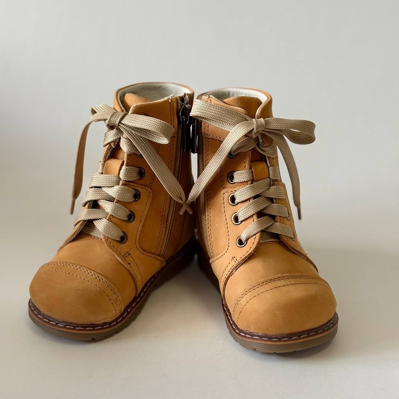 Kids Camel Yellow Nubuck Leather Boots–Size EU 23 (US 6.5 / UK 6 / AU 6.5, 15 sm