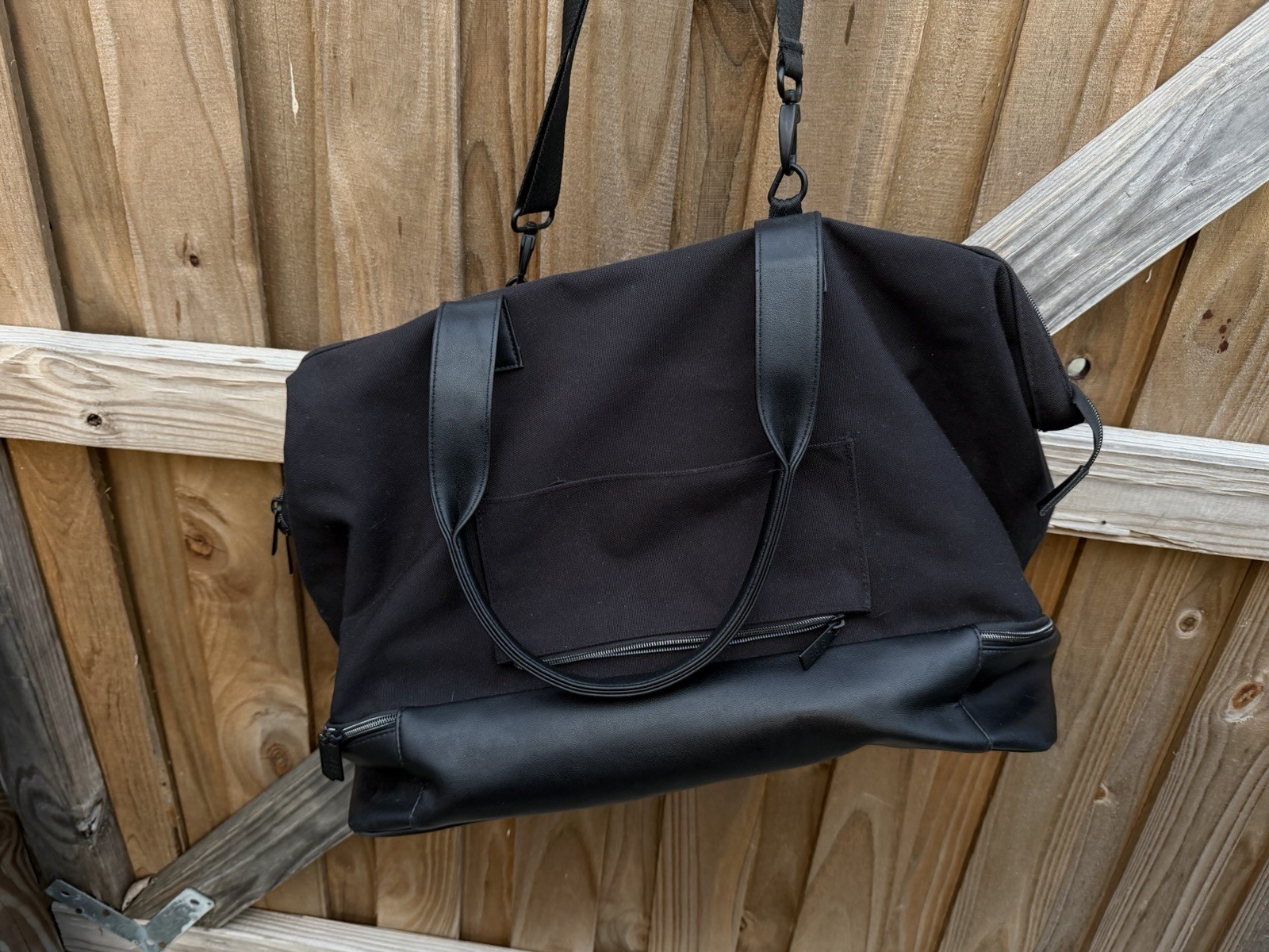 Beis Black Weekender Bag Lightweight Zip Closure Detachable Shoulder Strap Women