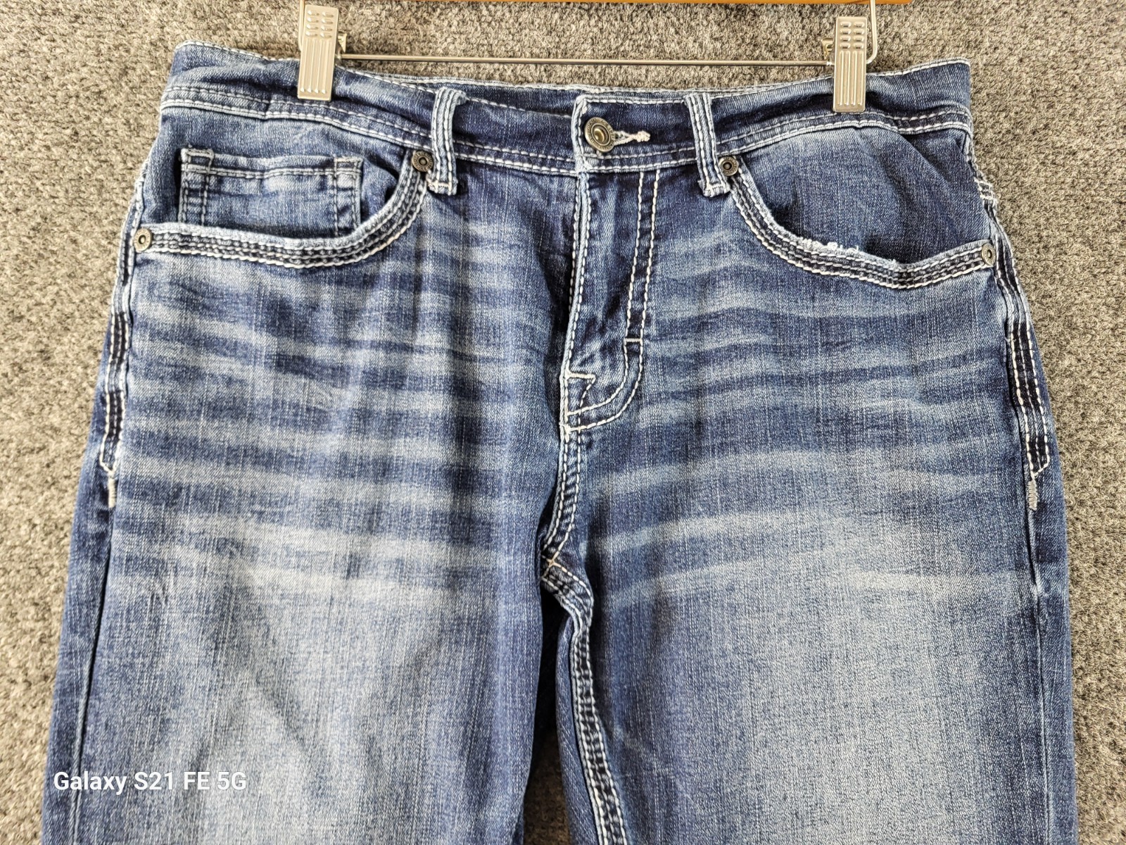 BKE Alec Straight Jeans Mens 32×31 M Rise Med Wash Whiskering Great Fade Stretch
