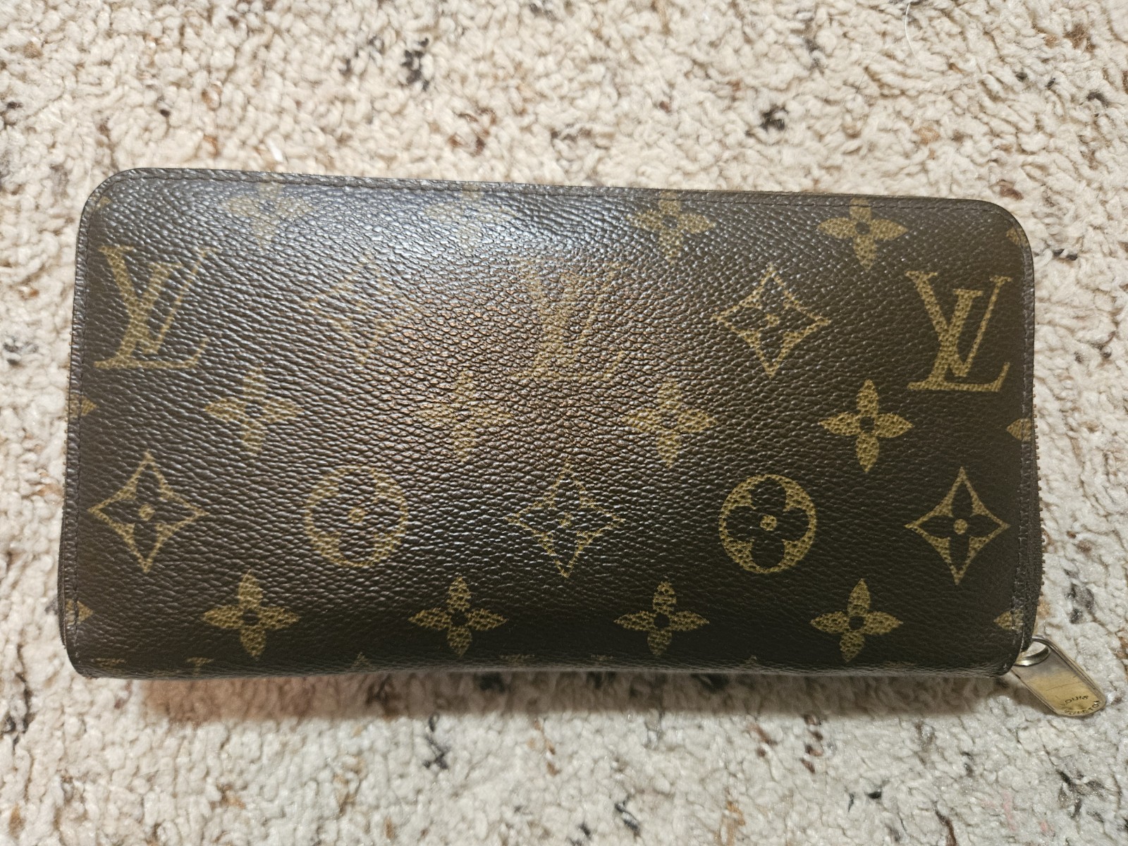 LOUIS VUITTON Monogram Canvas Zippy Long Wallet – Brown