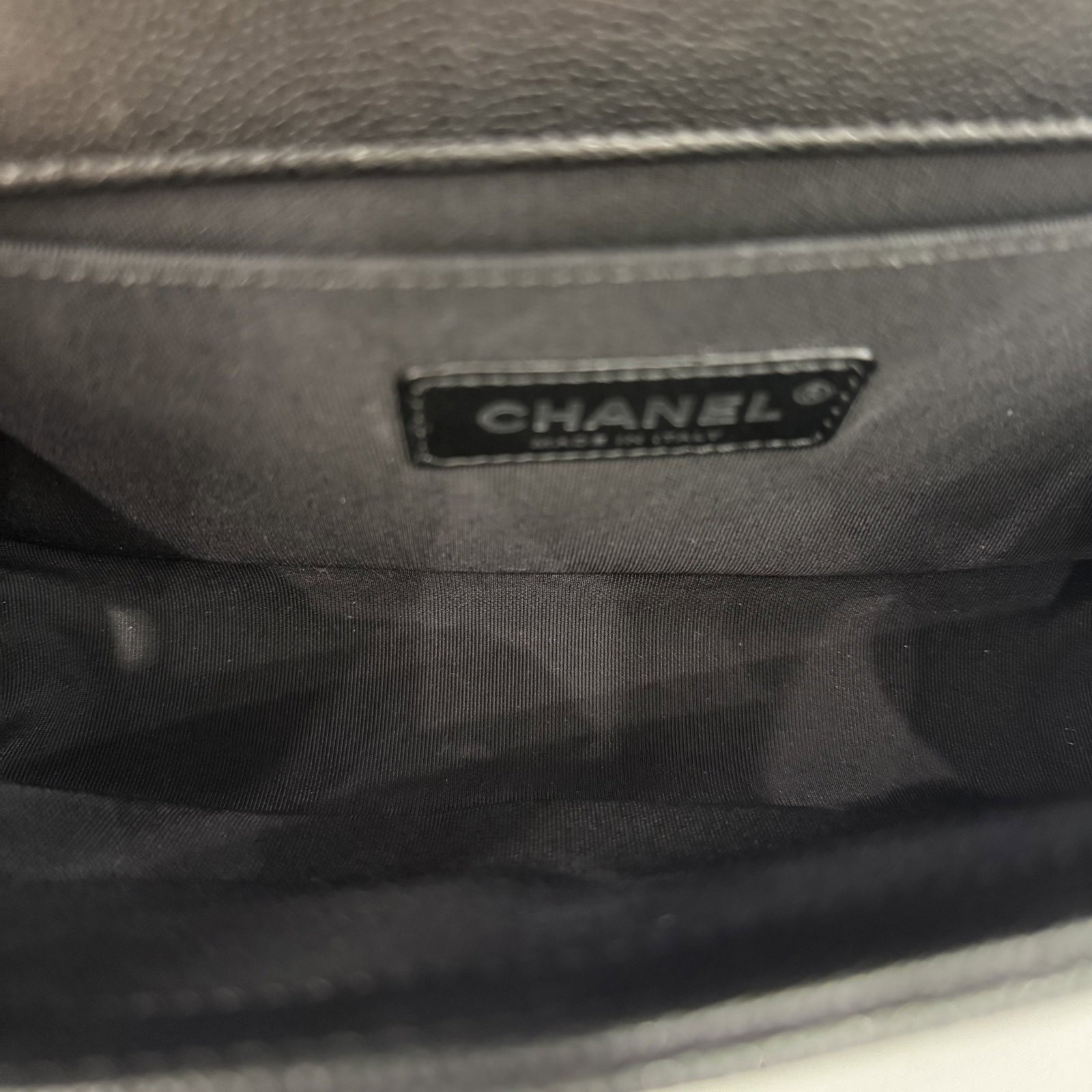 Chanel Medium Boy Flap Black Grained Calfskin (yg041726d0)