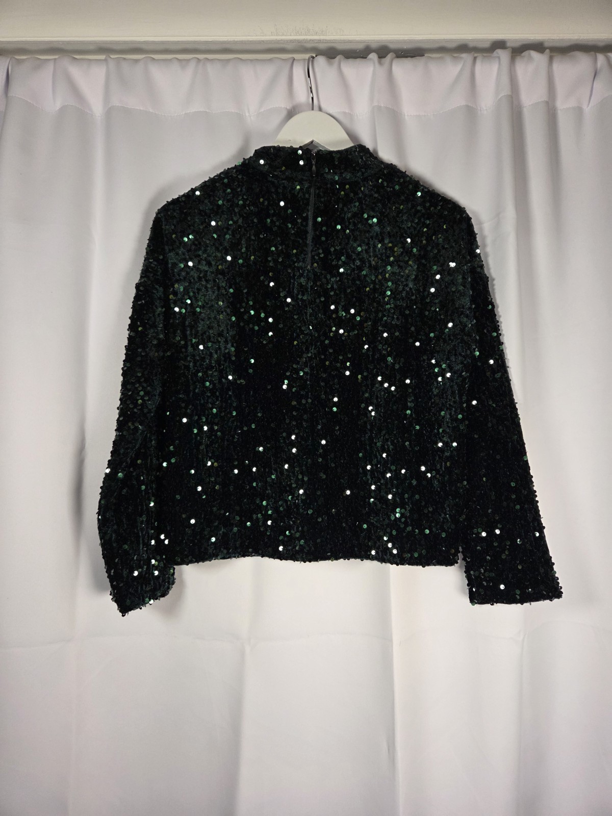 J Mclaughlin Green Leeza Mock Neck Sequin Long Sleeve Top Women’s XS $198