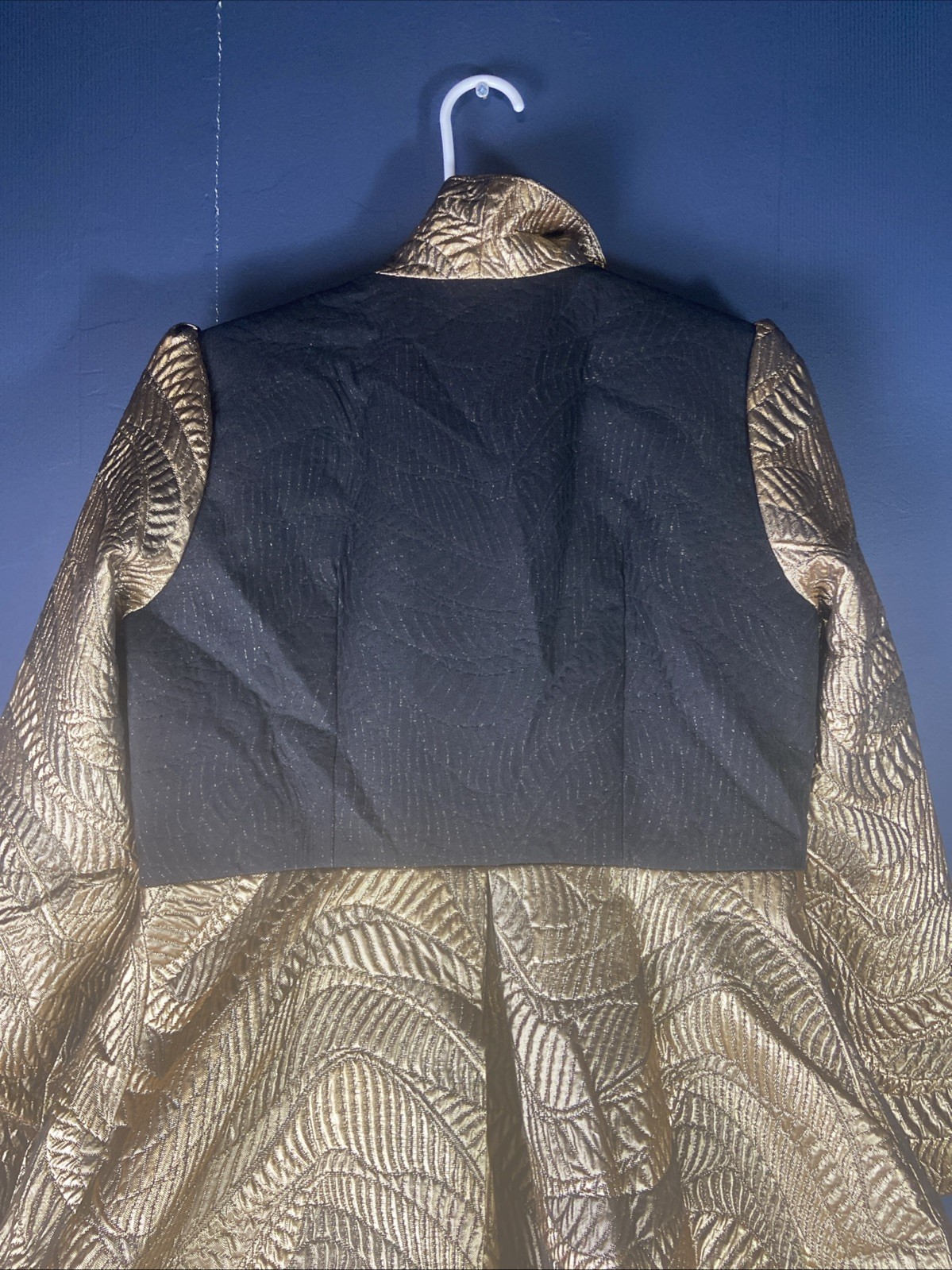 Making the Cut Season 3 Ep 3 Winning Look Jeanette’s Metallic Jacquard Coat 2XL