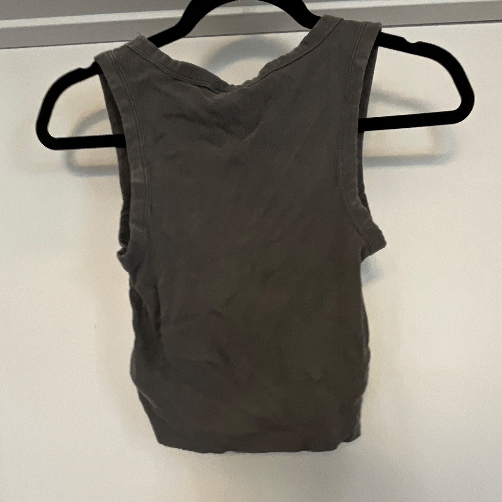 H&M Divided Gray Solid Ribbed Knit Scoop Neck Wide Strap Tank Top Women S
