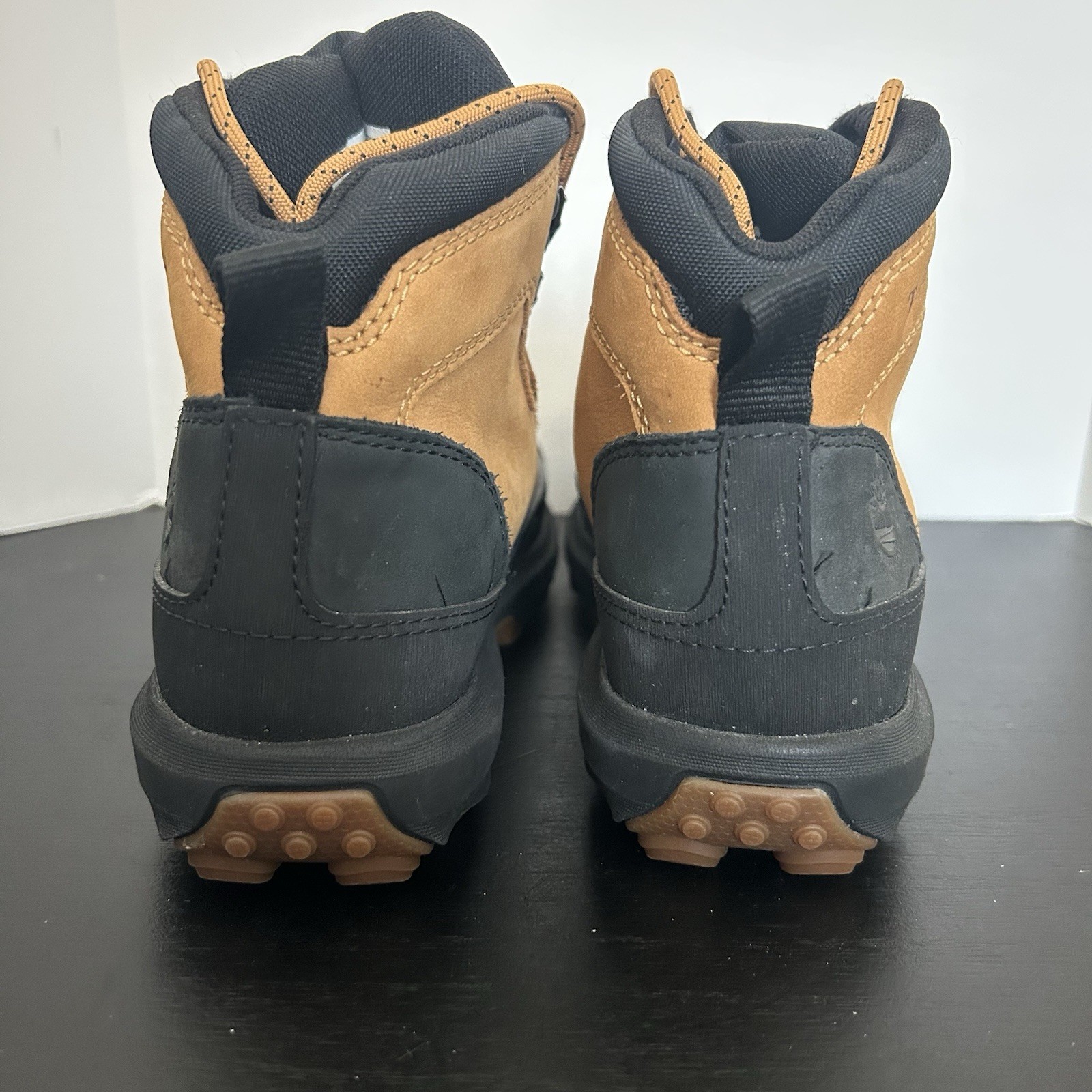 Timberland Converge Boots Boys Size 2 Wheat NuBuck Black Duck Hiking Waterproof