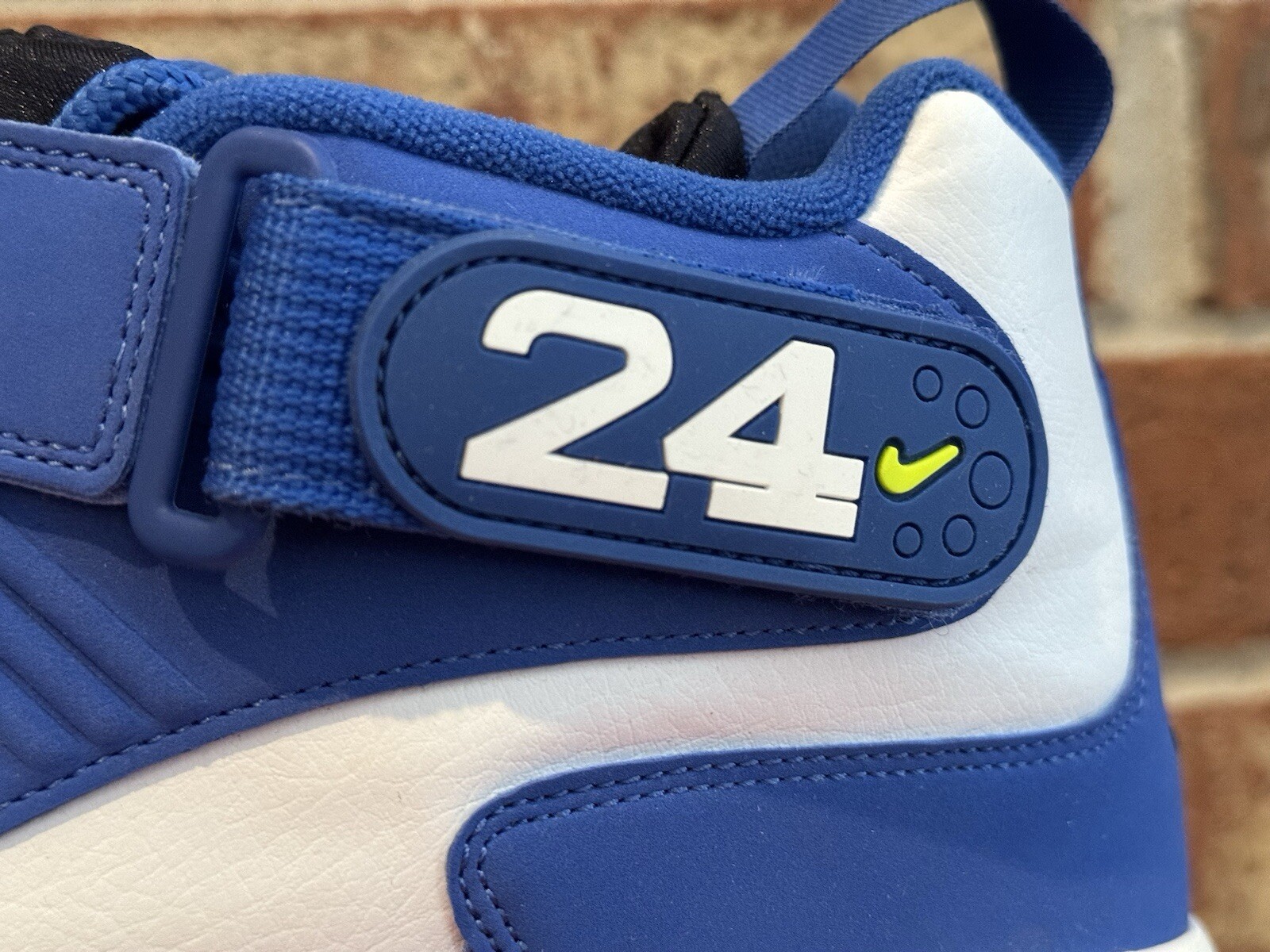 New 10.5 Nike Air Griffey Max 1 Varsity Royal Volt Sneakers 2021 DJ5161-400 Men