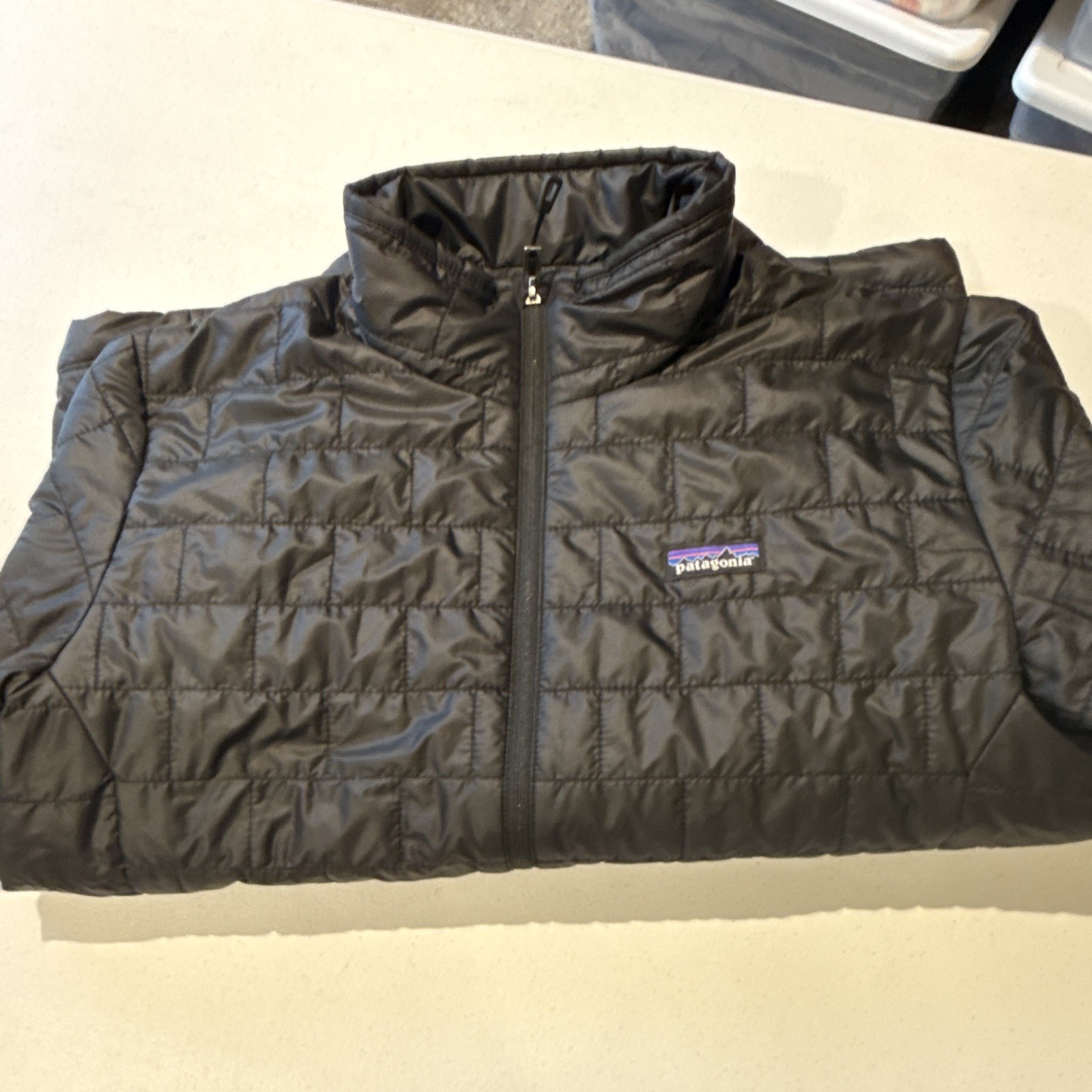 Patagonia Men’s Black Puffer Jacket M Insulated Zipped Pockets Zip Stand-Up