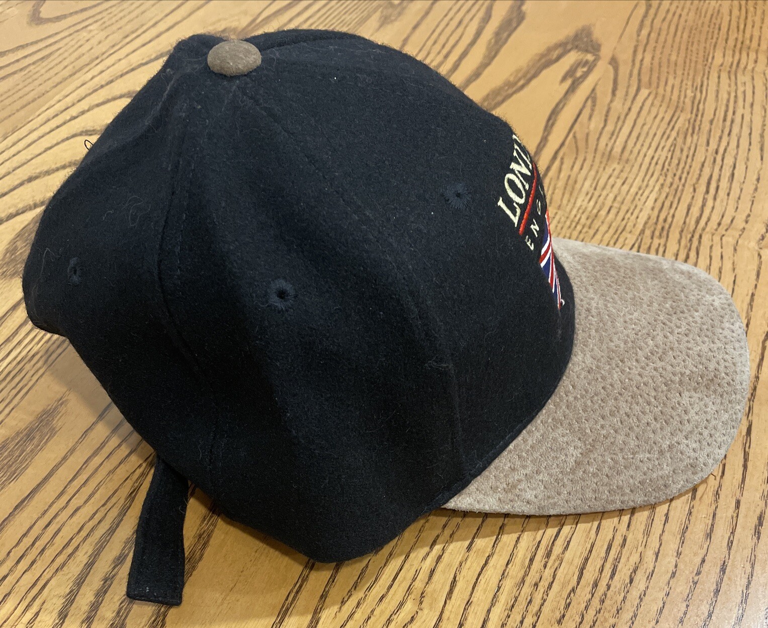 LONDON ENGLAND FLAG HAT