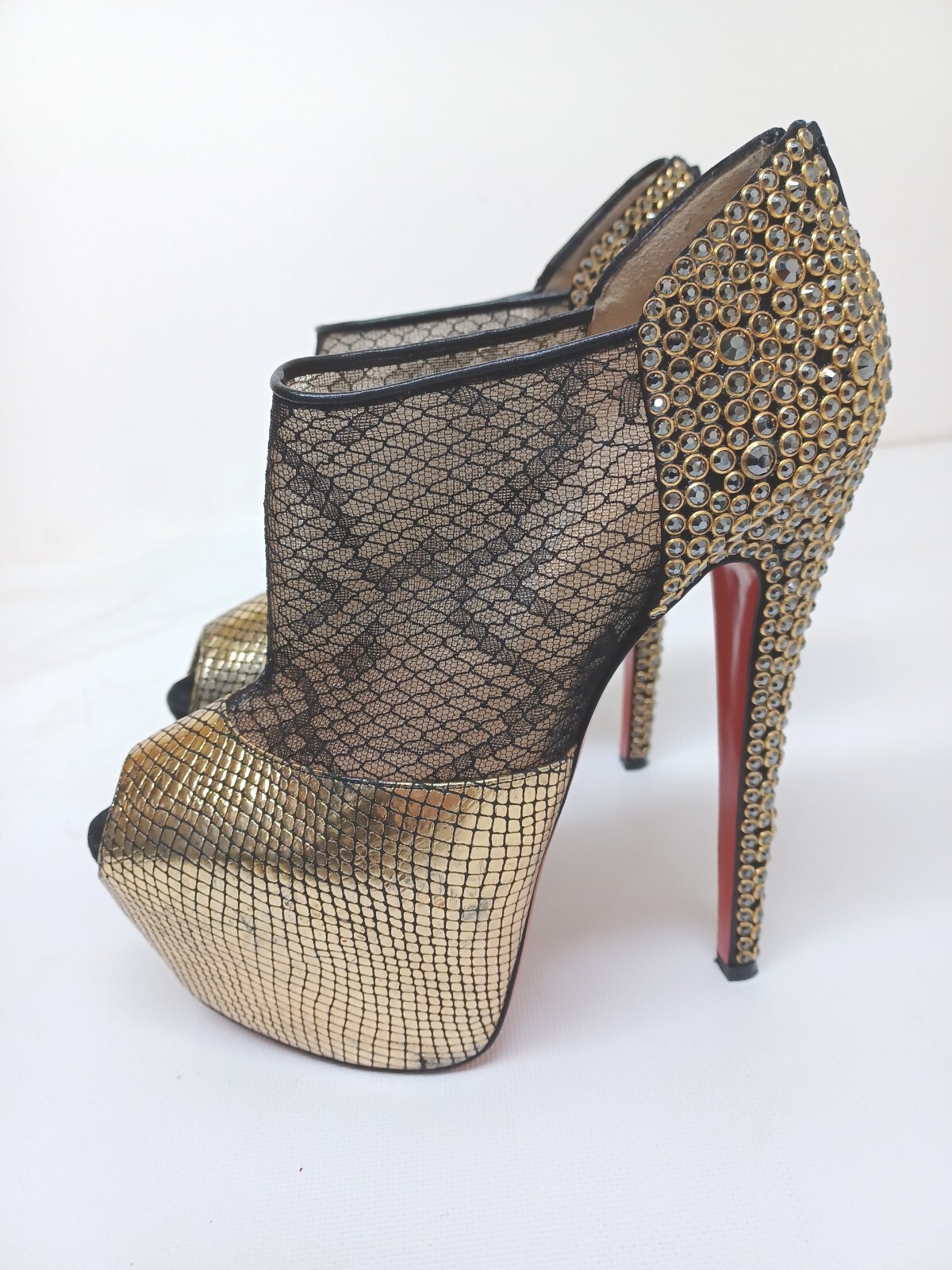 $3600 CHRISTIAN LOUBOUTIN 37 Booties Heels Aeronotoc Strass Platform Gold 160