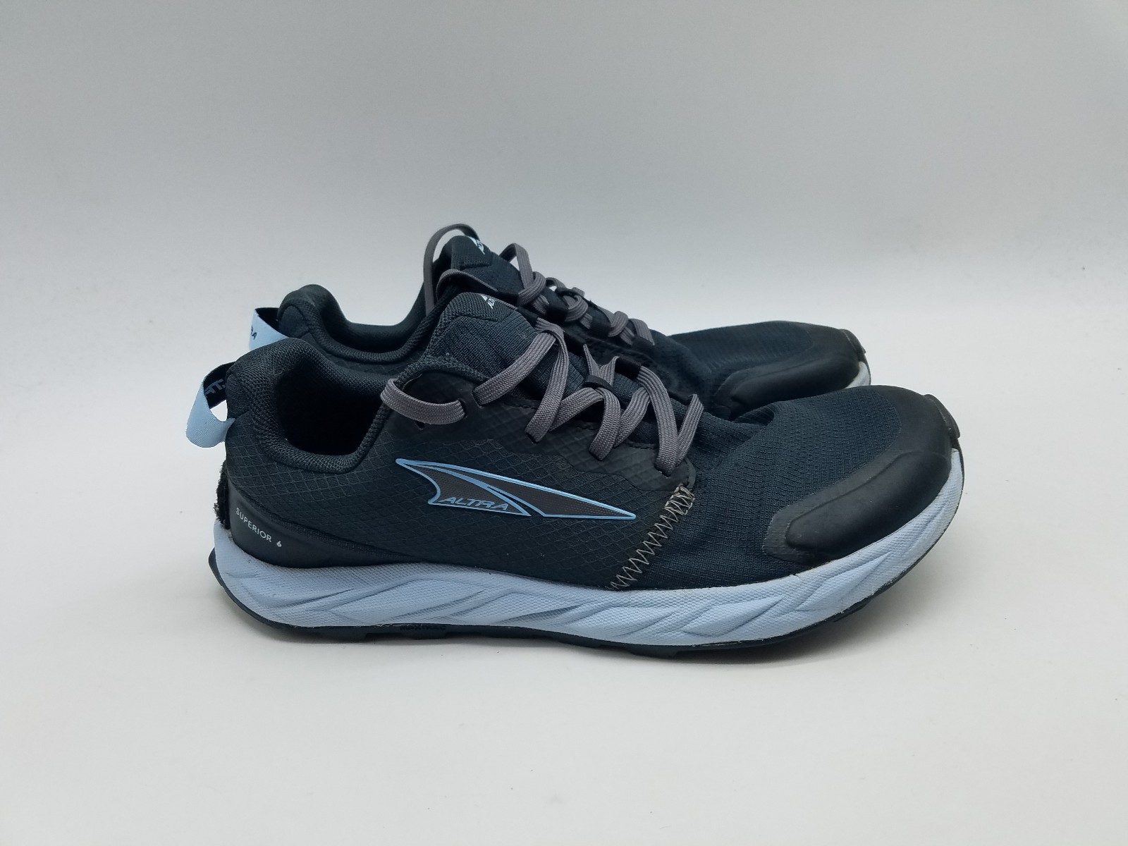 Altra Superior 6 Women’s Size 7 Running Shoes Black Dark Gray Foot Shape
