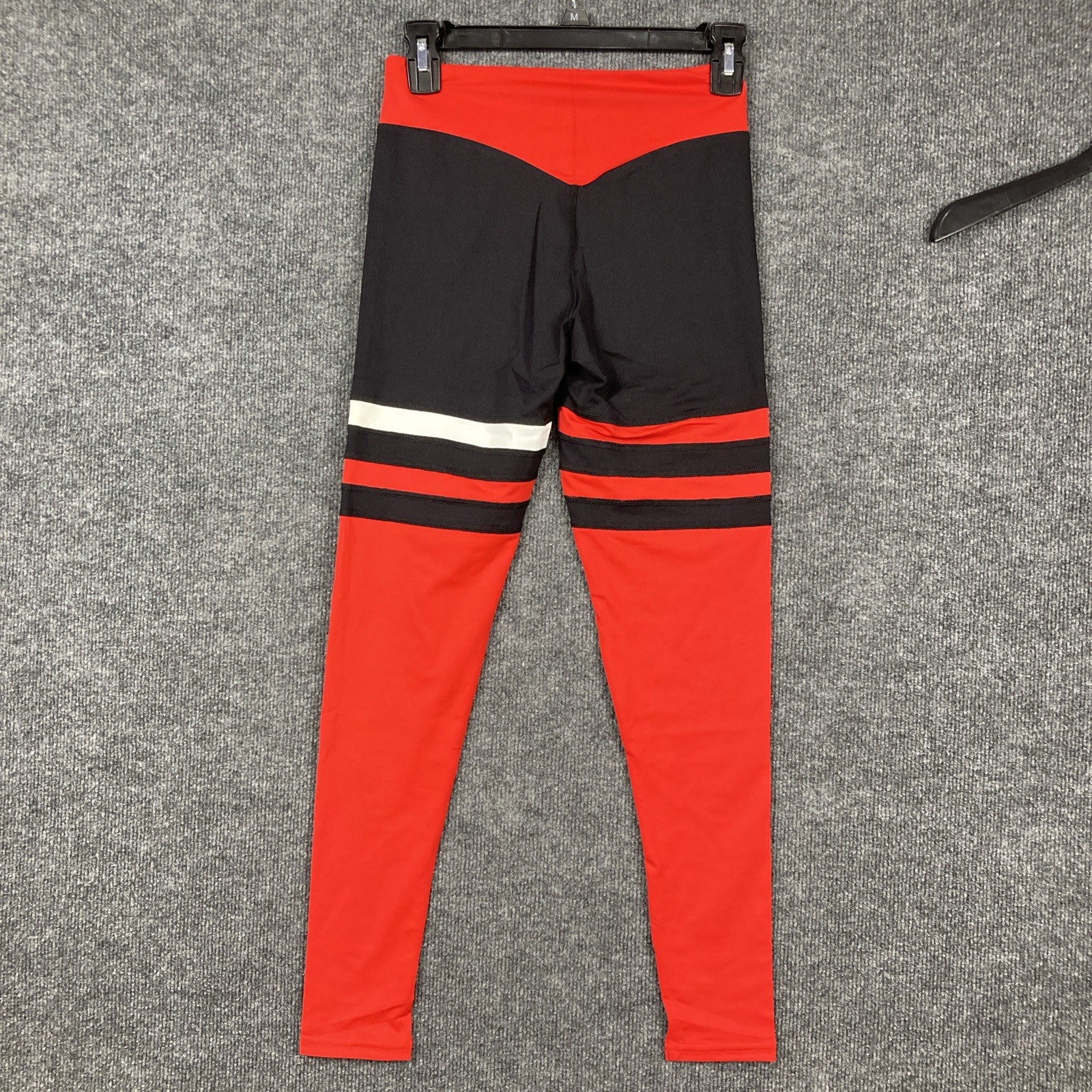Gre8 Active Wear Women Small Red Black Racer Back Sports Bra & Leggings Set NEW