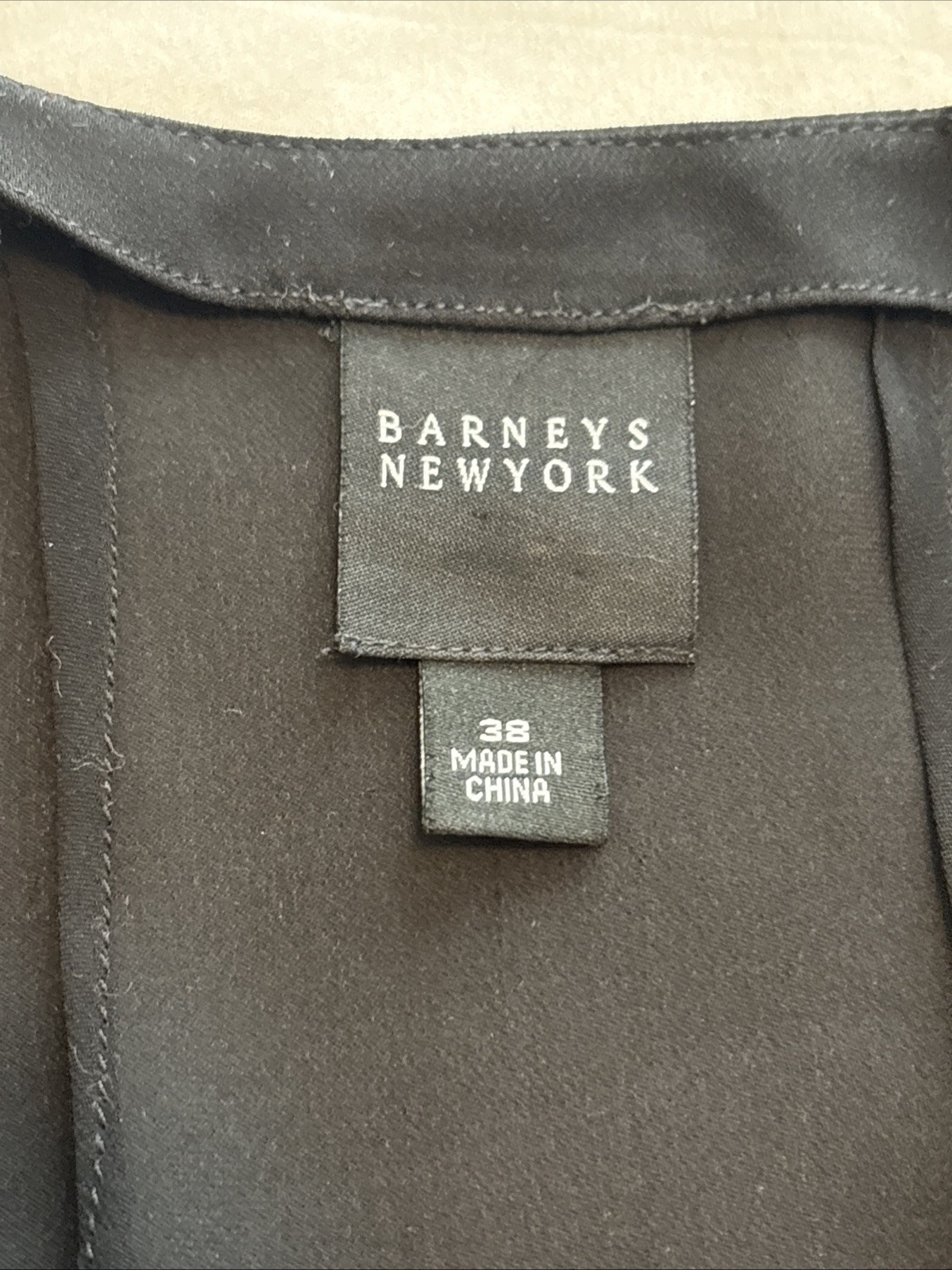 Barneys New York Robert Rodriguez Womens Sz 38 S 100% Silk Sheer Cropped Jacket